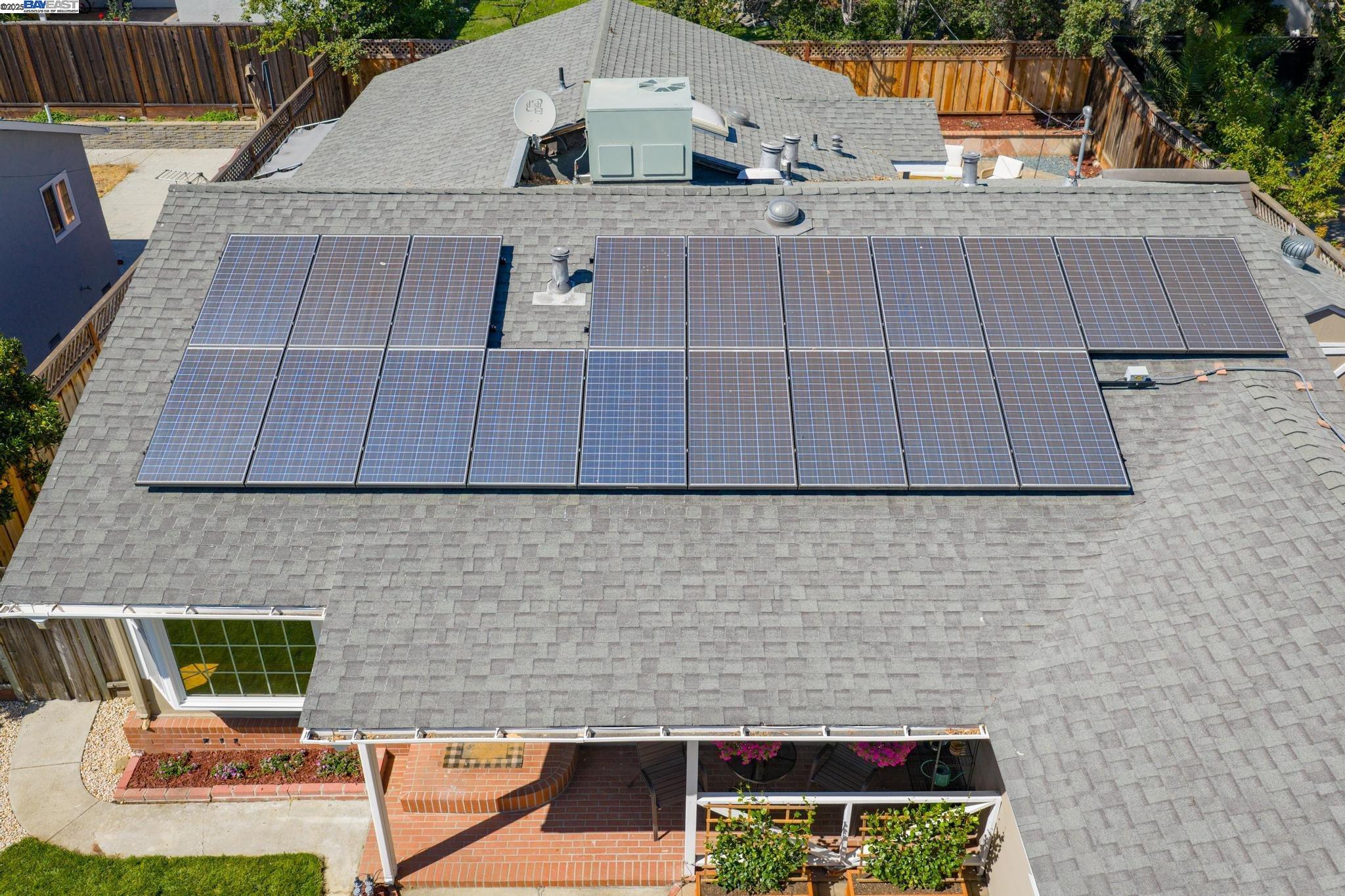 Detail Gallery Image 5 of 43 For 4749 Montreal Dr, San Jose,  CA 95130 - 4 Beds | 2 Baths