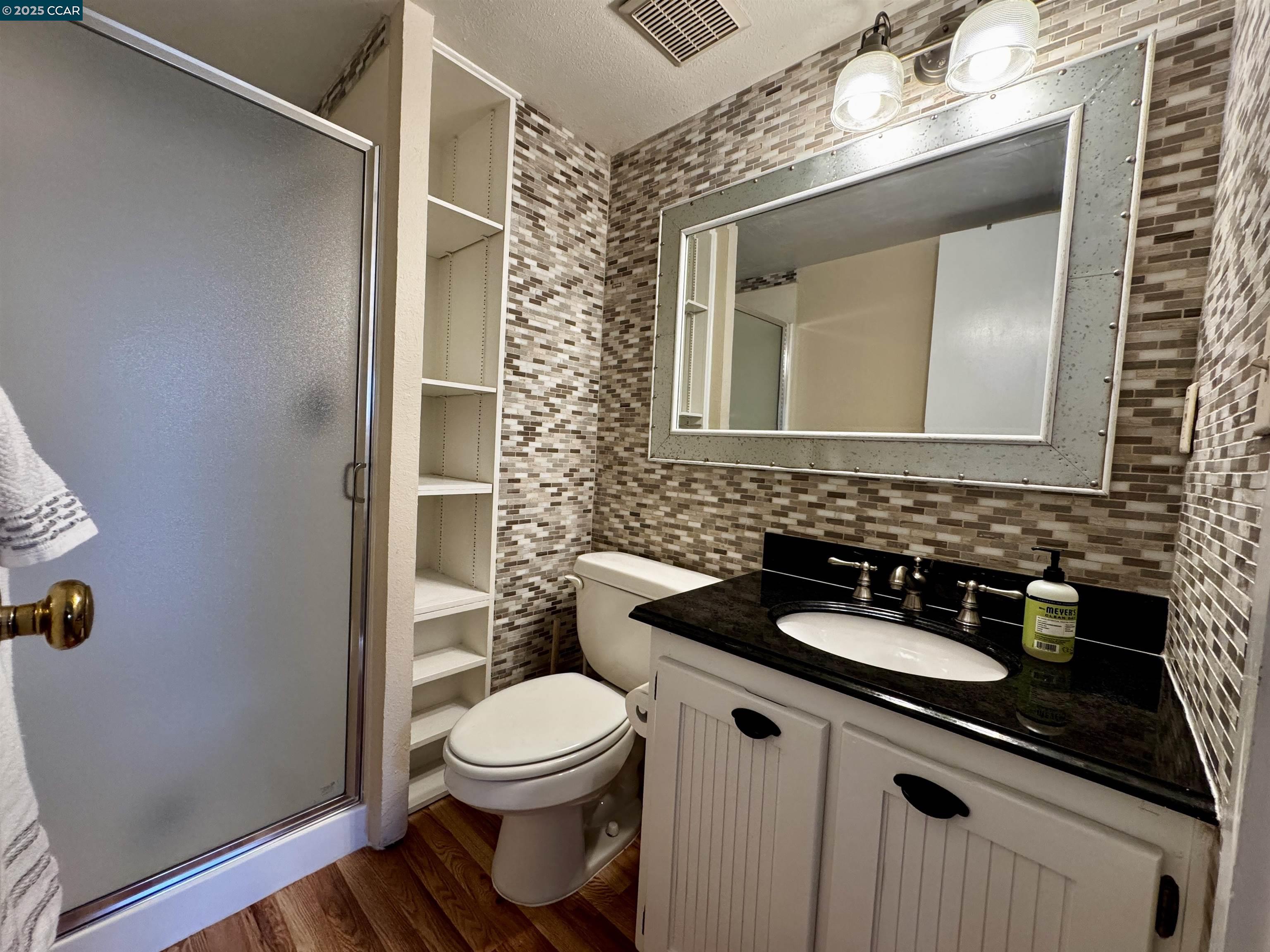 Photo #13: 41109292 Listing: Photo #13