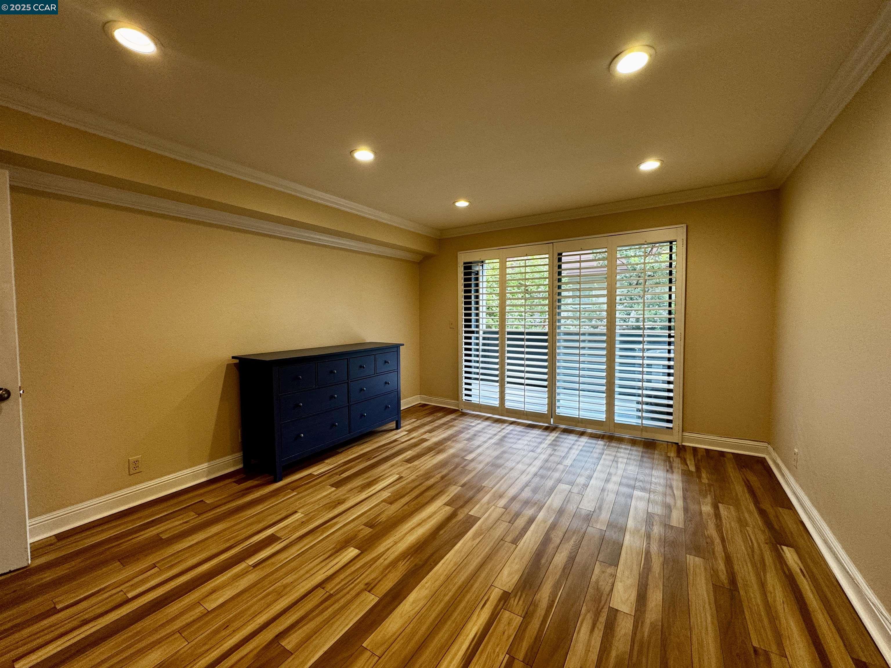 Photo #8: 41109292 Listing: Photo #8