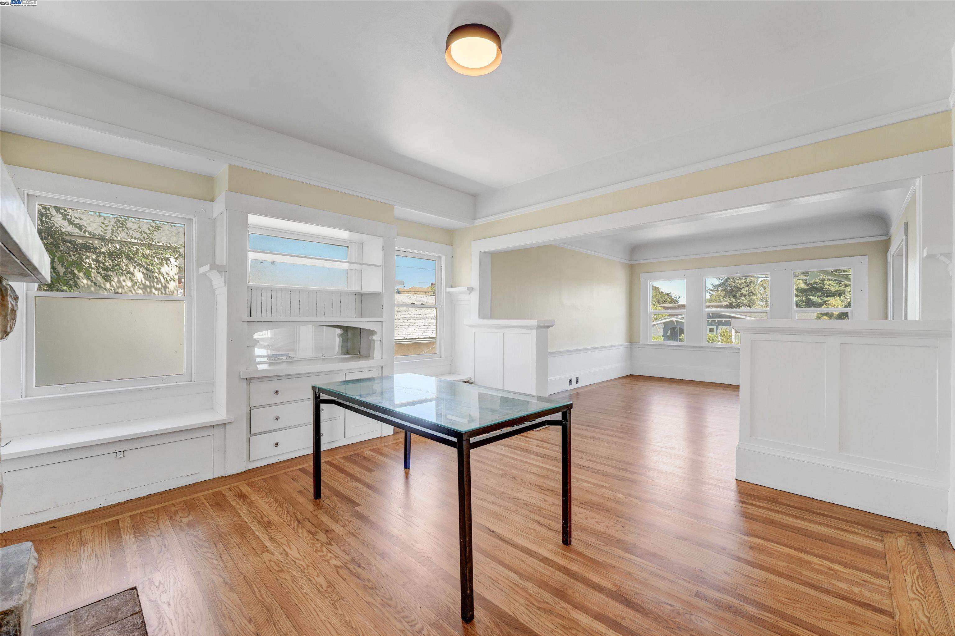 Detail Gallery Image 14 of 60 For 2713 Coolidge Ave, Oakland,  CA 94601 - 3 Beds | 1/1 Baths