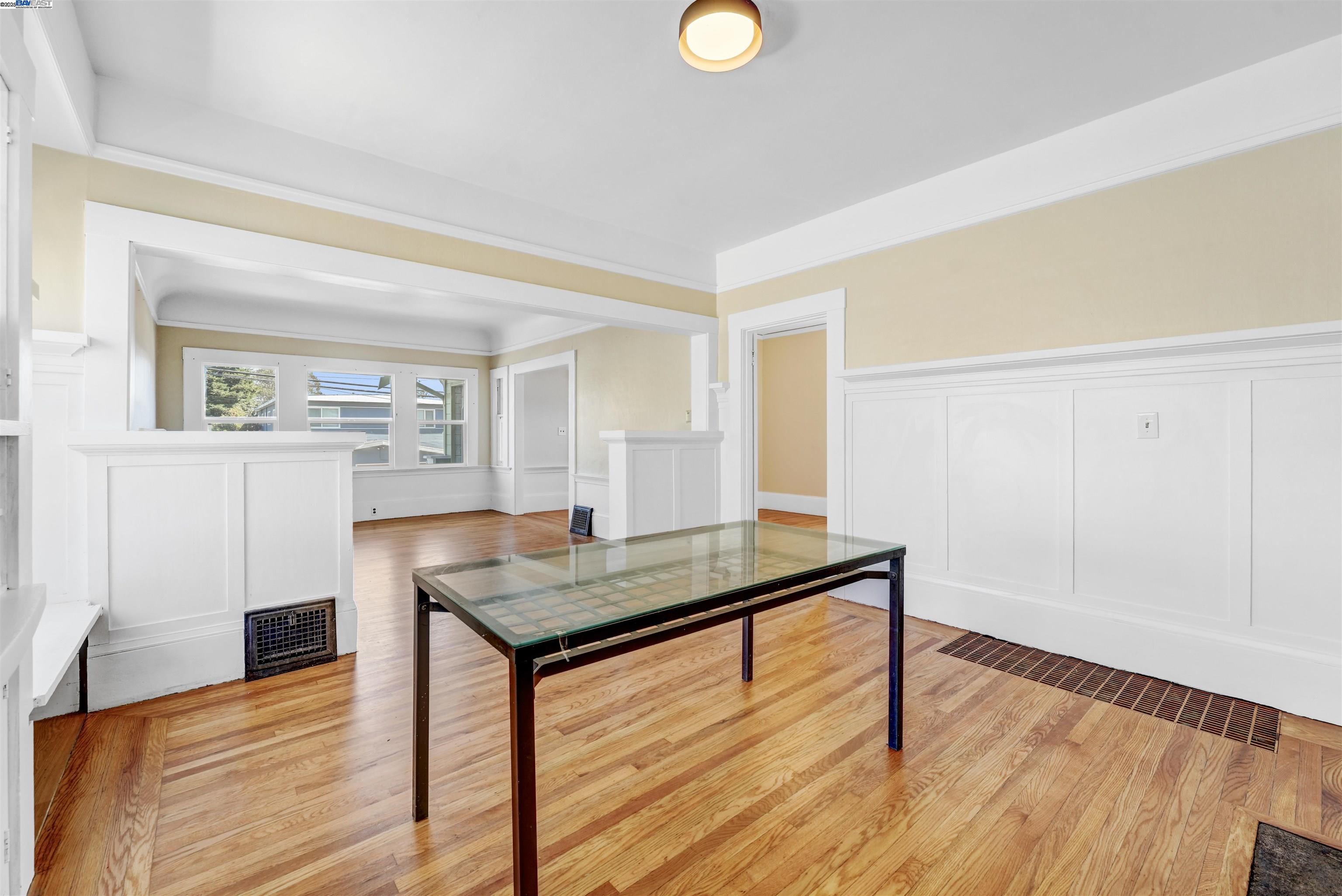 Detail Gallery Image 19 of 60 For 2713 Coolidge Ave, Oakland,  CA 94601 - 3 Beds | 1/1 Baths