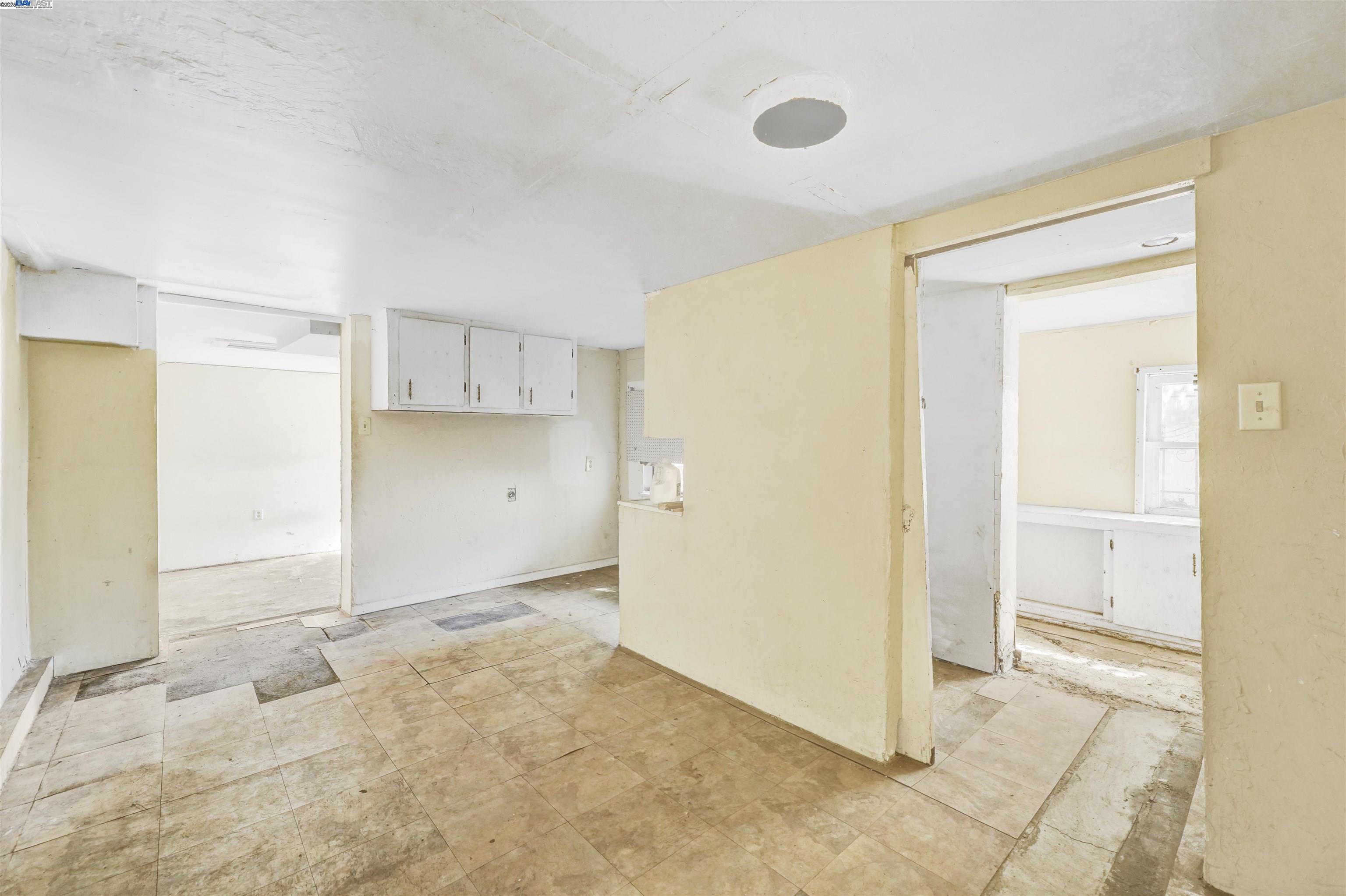 Detail Gallery Image 49 of 60 For 2713 Coolidge Ave, Oakland,  CA 94601 - 3 Beds | 1/1 Baths