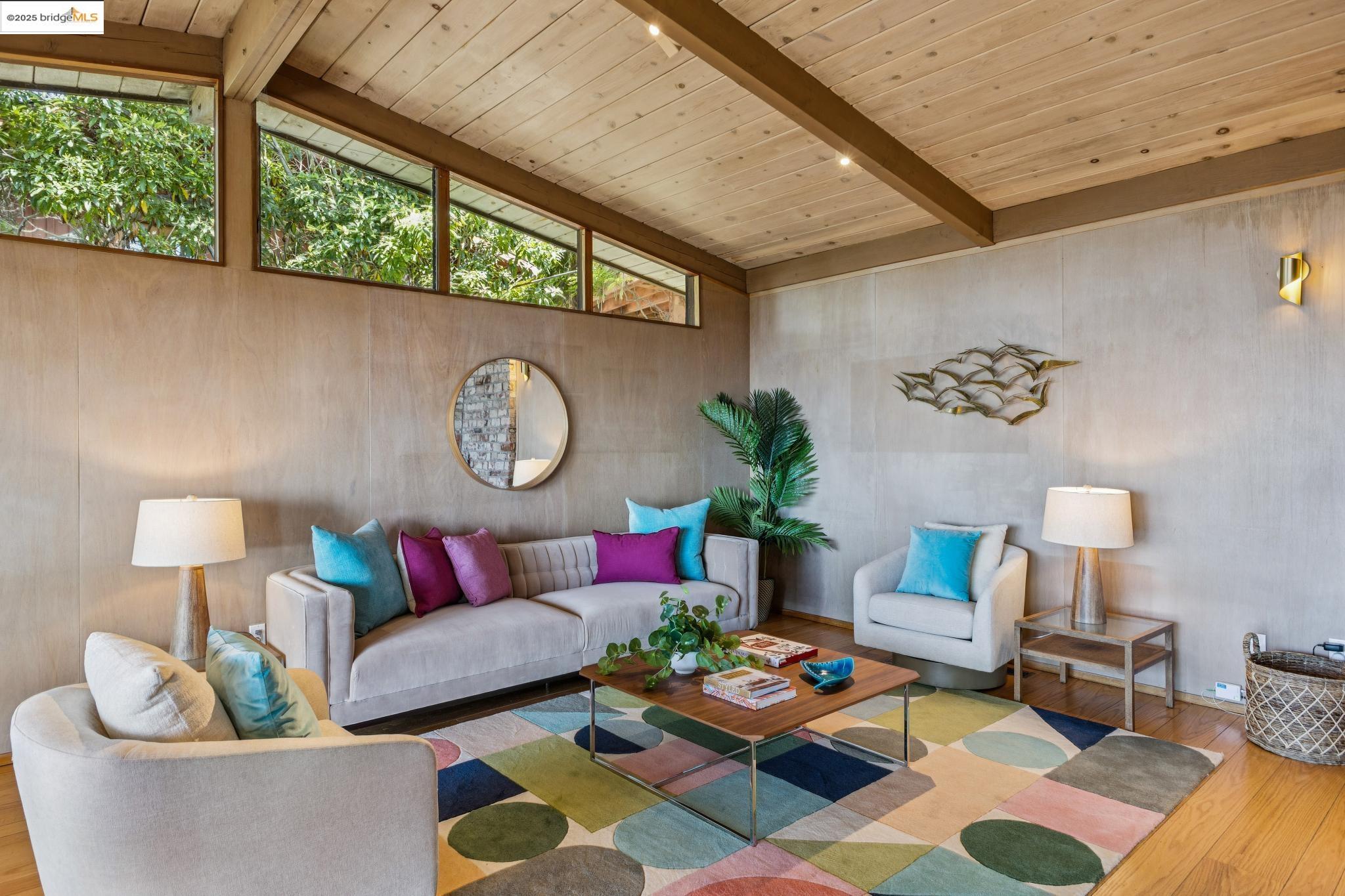 Detail Gallery Image 14 of 60 For 5 Maybeck Twin Dr, Berkeley,  CA 94708 - 3 Beds | 2 Baths