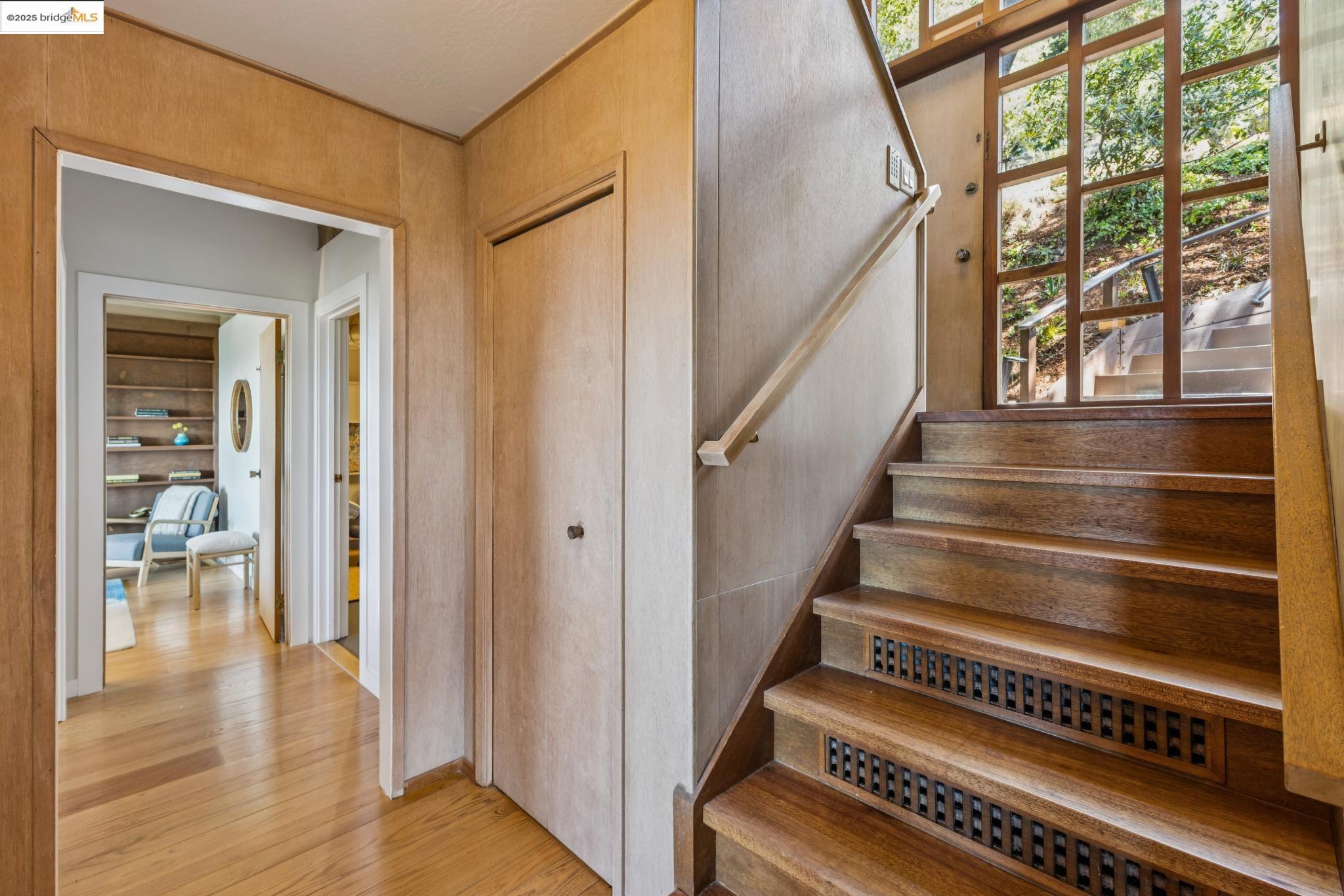 Detail Gallery Image 35 of 60 For 5 Maybeck Twin Dr, Berkeley,  CA 94708 - 3 Beds | 2 Baths
