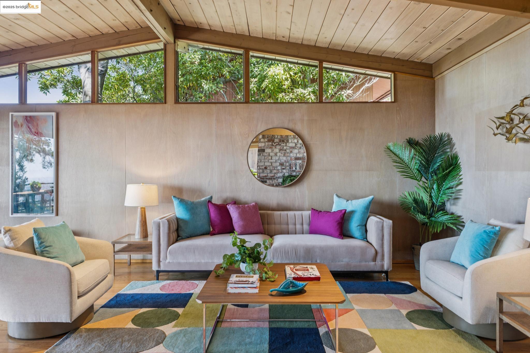 Detail Gallery Image 5 of 60 For 5 Maybeck Twin Dr, Berkeley,  CA 94708 - 3 Beds | 2 Baths