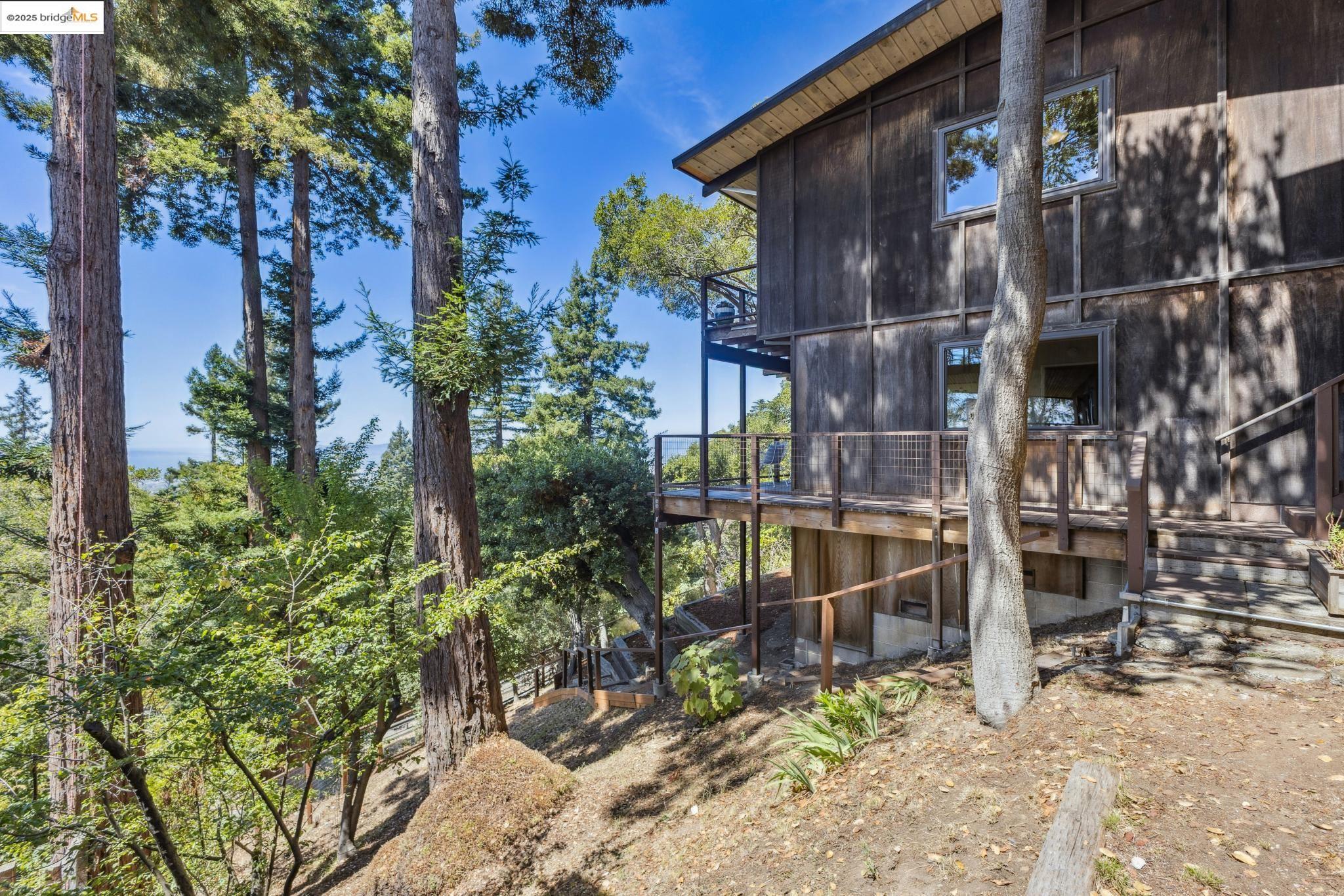 Detail Gallery Image 49 of 60 For 5 Maybeck Twin Dr, Berkeley,  CA 94708 - 3 Beds | 2 Baths