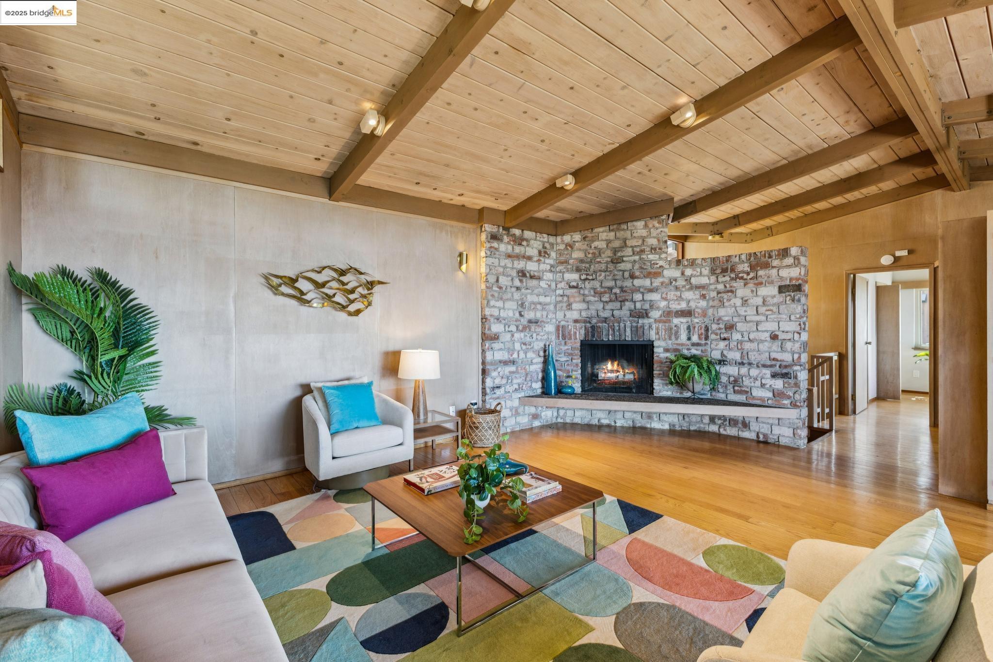 Detail Gallery Image 7 of 60 For 5 Maybeck Twin Dr, Berkeley,  CA 94708 - 3 Beds | 2 Baths