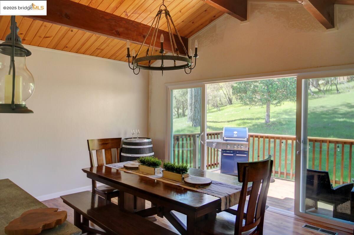 Detail Gallery Image 11 of 38 For 13150 Wells Fargo Dr, Groveland,  CA 95321 - 3 Beds | 2 Baths