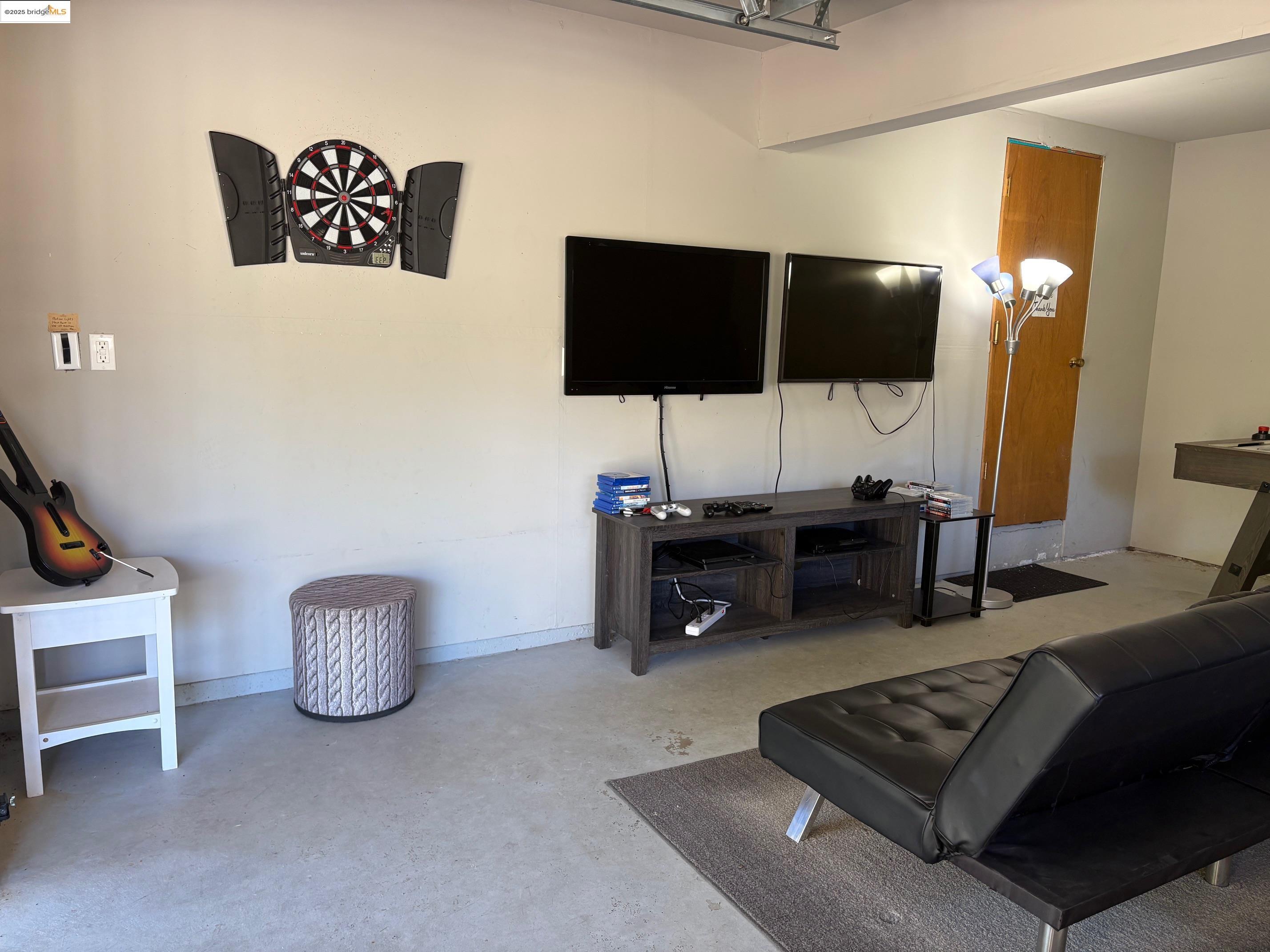 Detail Gallery Image 34 of 38 For 13150 Wells Fargo Dr, Groveland,  CA 95321 - 3 Beds | 2 Baths