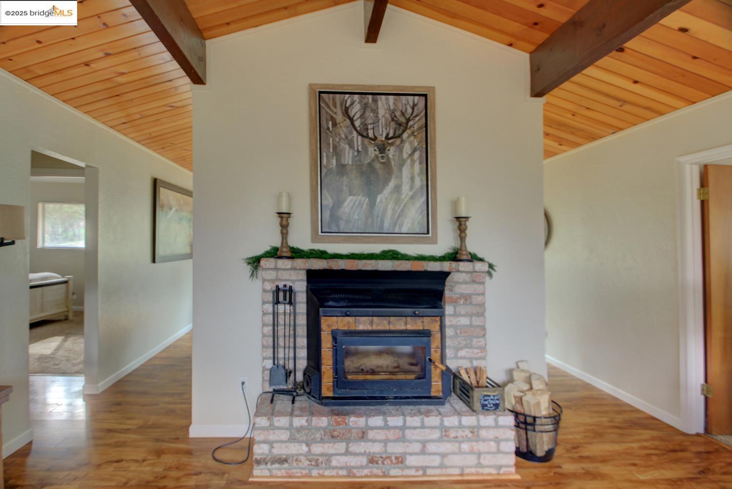 Detail Gallery Image 9 of 38 For 13150 Wells Fargo Dr, Groveland,  CA 95321 - 3 Beds | 2 Baths