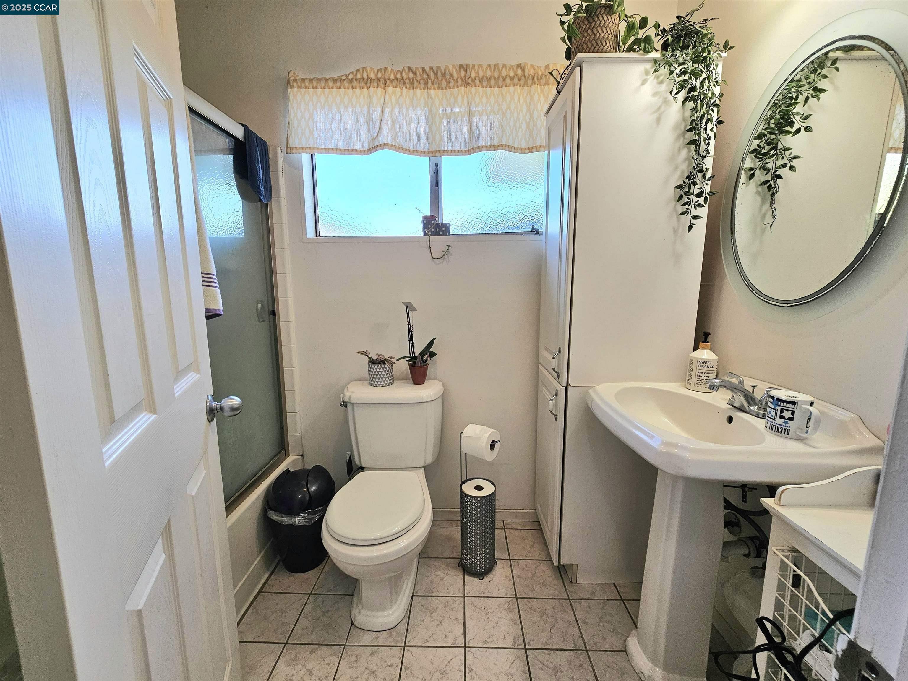 Detail Gallery Image 10 of 10 For 1527 24th St, Richmond,  CA 94806 - 4 Beds | 2 Baths