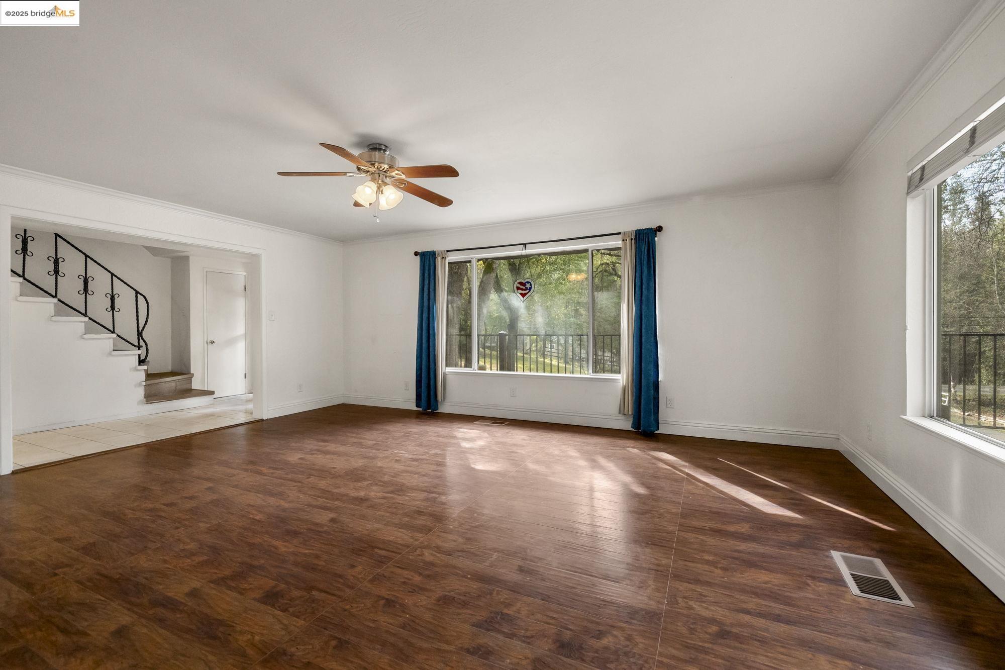 Detail Gallery Image 6 of 50 For 21550 Phoenix Lake Rd, Sonora,  CA 95370 - 4 Beds | 5 Baths