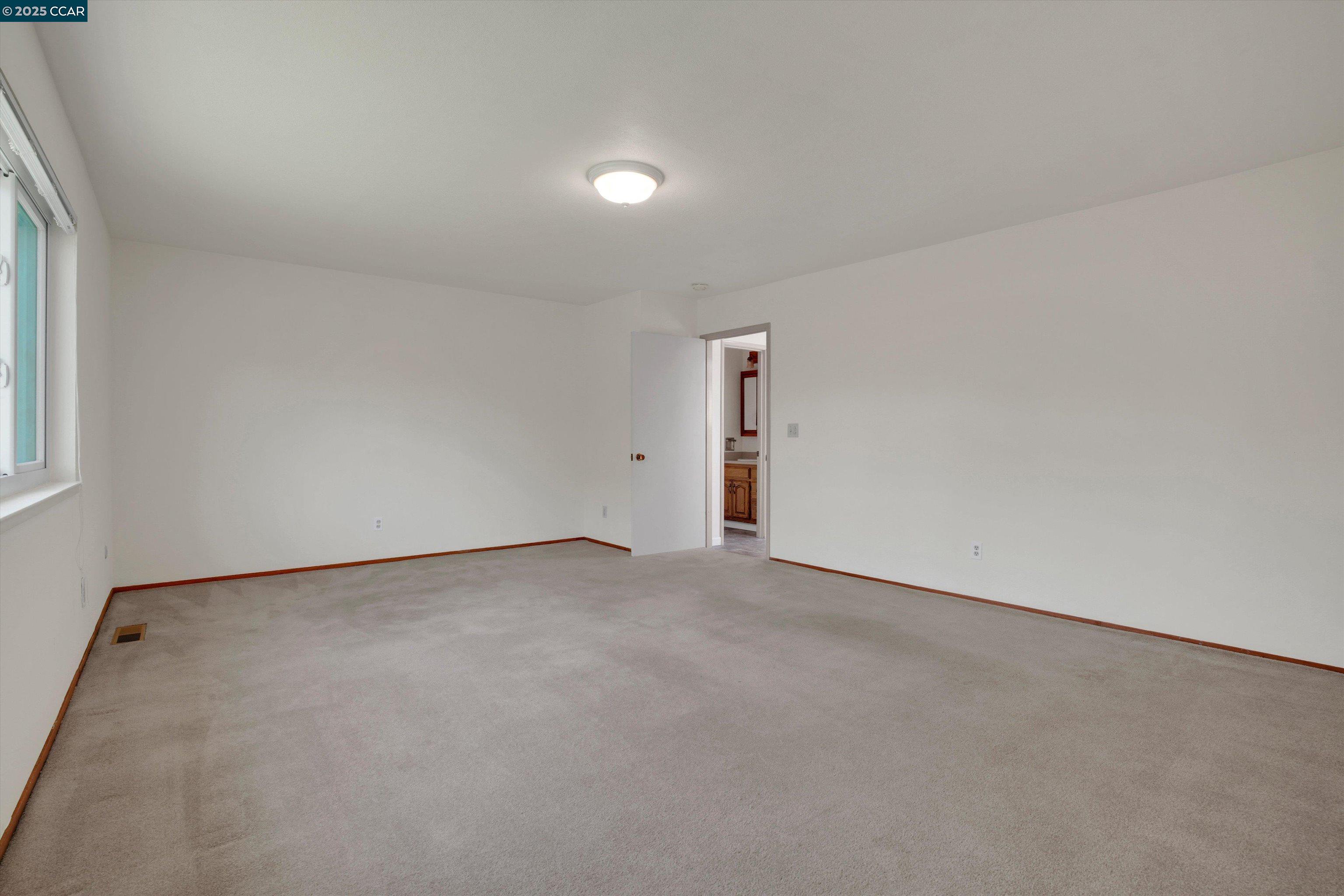 Detail Gallery Image 25 of 34 For 3455 Halifax Way, Concord,  CA 94520 - 3 Beds | 2/1 Baths