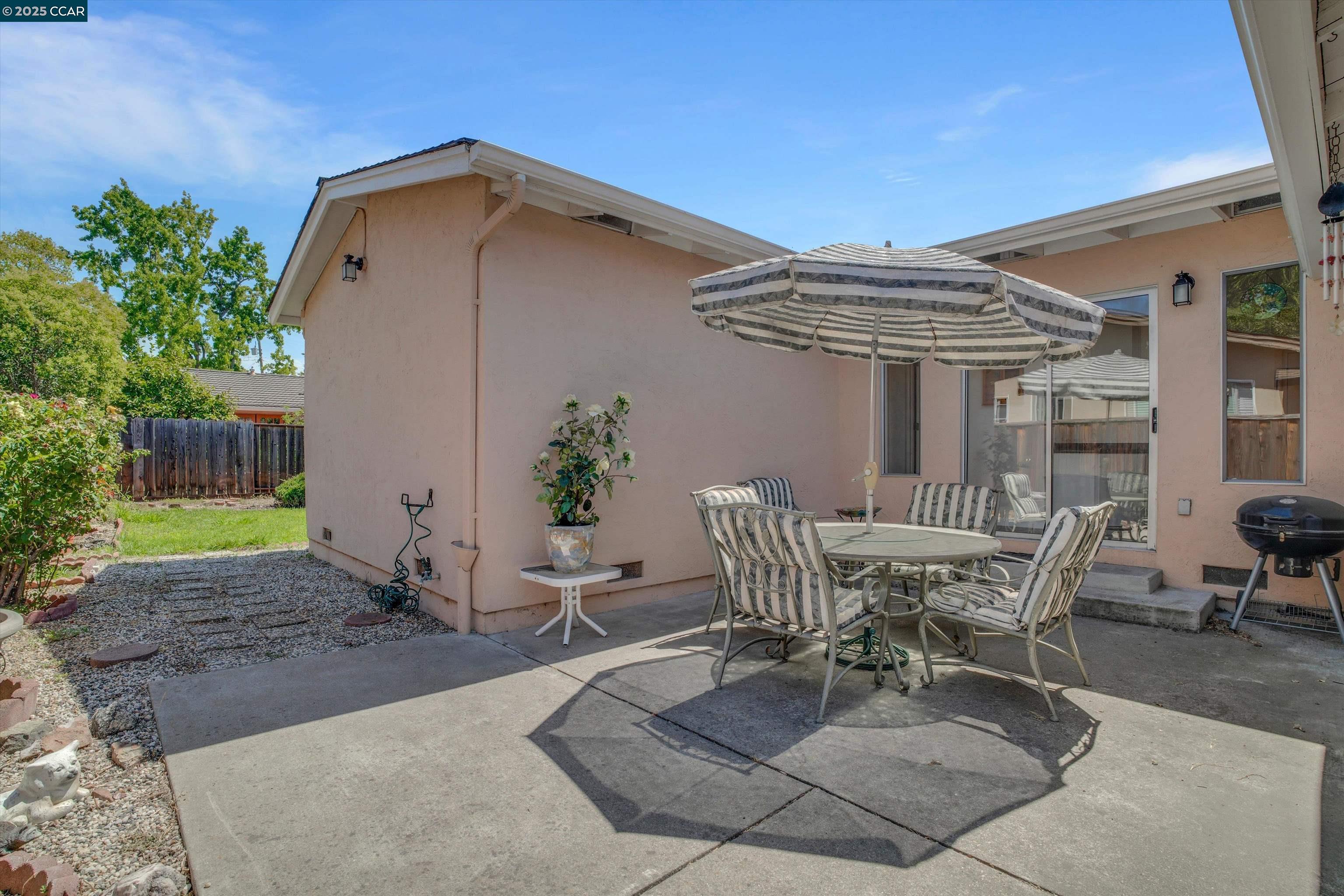 Detail Gallery Image 27 of 34 For 3455 Halifax Way, Concord,  CA 94520 - 3 Beds | 2/1 Baths