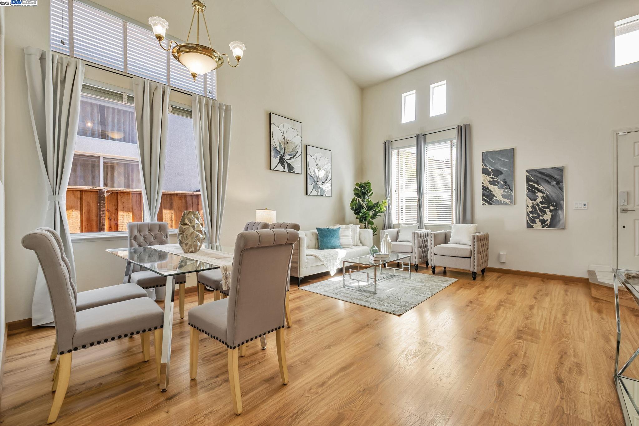Detail Gallery Image 17 of 52 For 3840 Springfield Cmn, Fremont,  CA 94555 - 4 Beds | 2/1 Baths