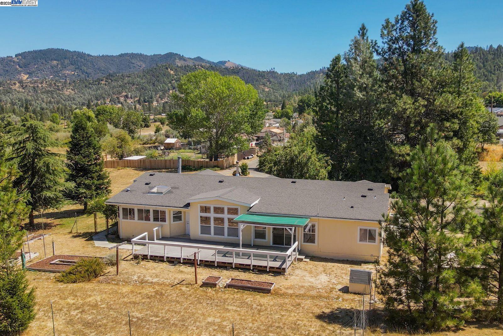 Detail Gallery Image 8 of 46 For 72 Alder Creek Rd, Lewiston,  CA 96052 - 4 Beds | 2 Baths