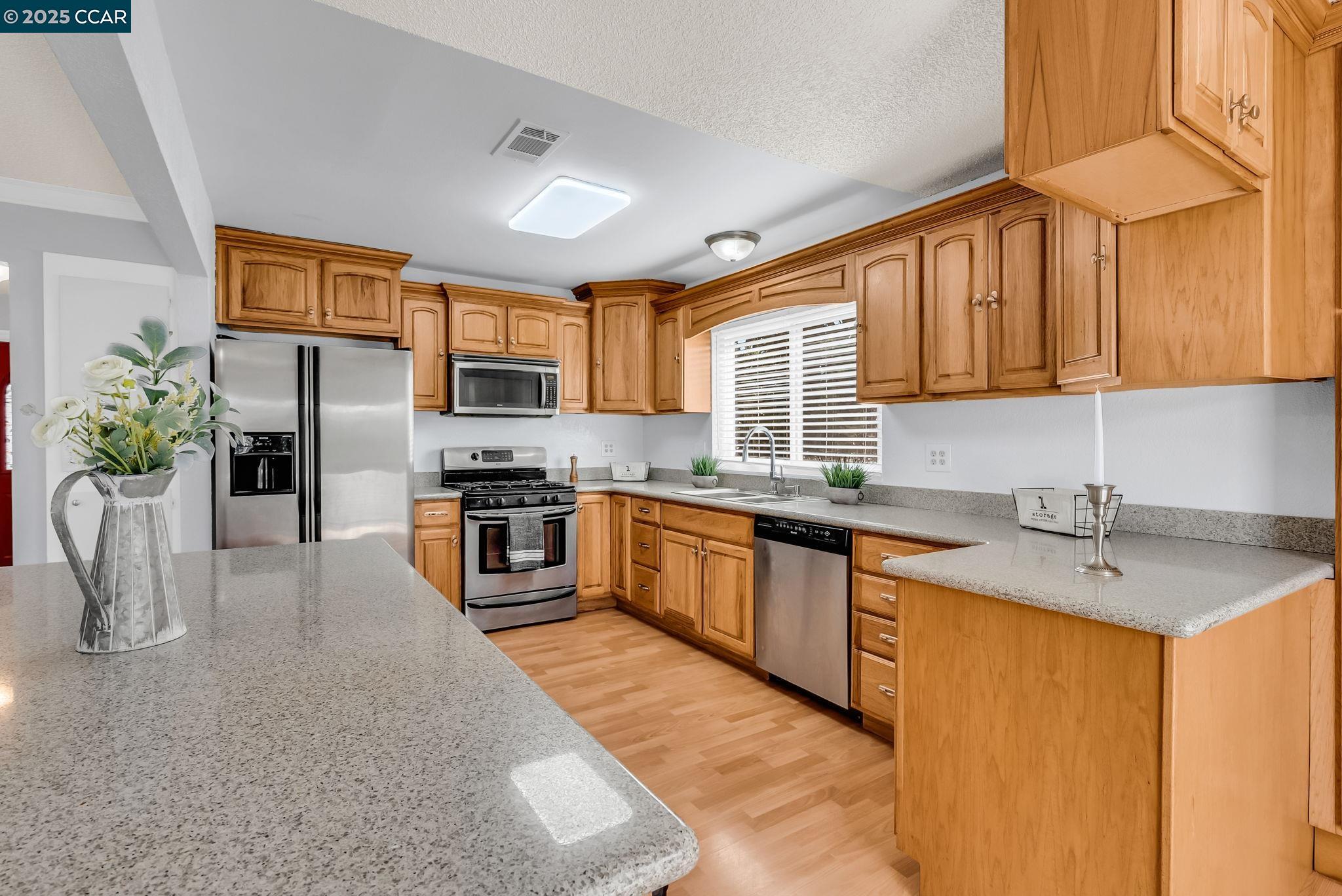 Detail Gallery Image 22 of 58 For 79 Chipman Ln, Suisun City,  CA 94585 - 4 Beds | 2 Baths