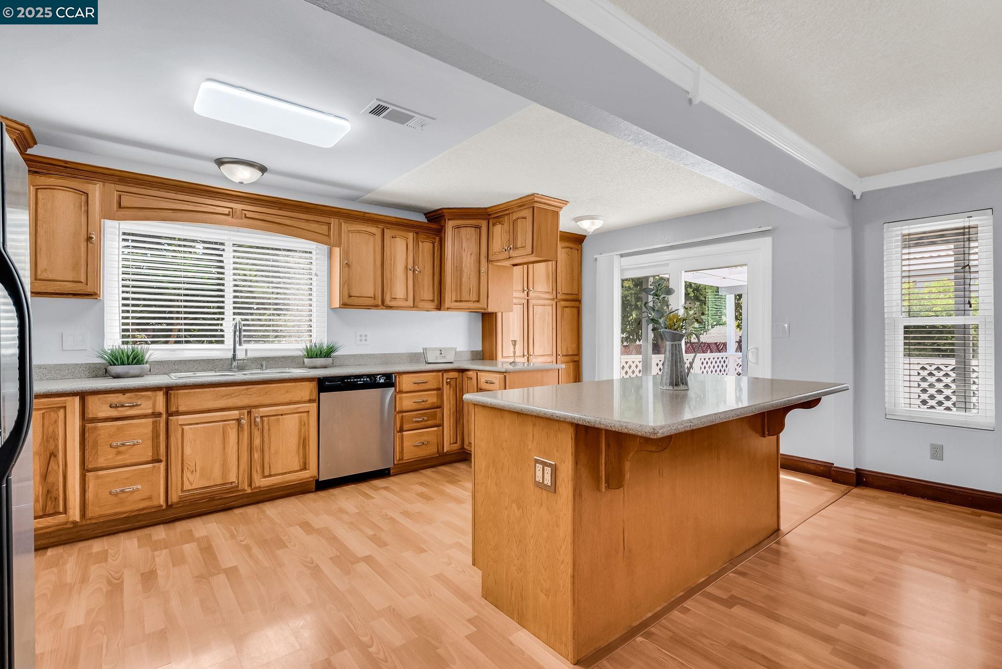 Detail Gallery Image 24 of 58 For 79 Chipman Ln, Suisun City,  CA 94585 - 4 Beds | 2 Baths