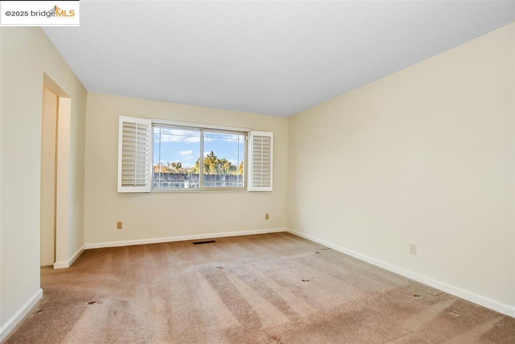 Detail Gallery Image 10 of 13 For 817 Basalt Way, Antioch,  CA 94509 - 3 Beds | 2 Baths