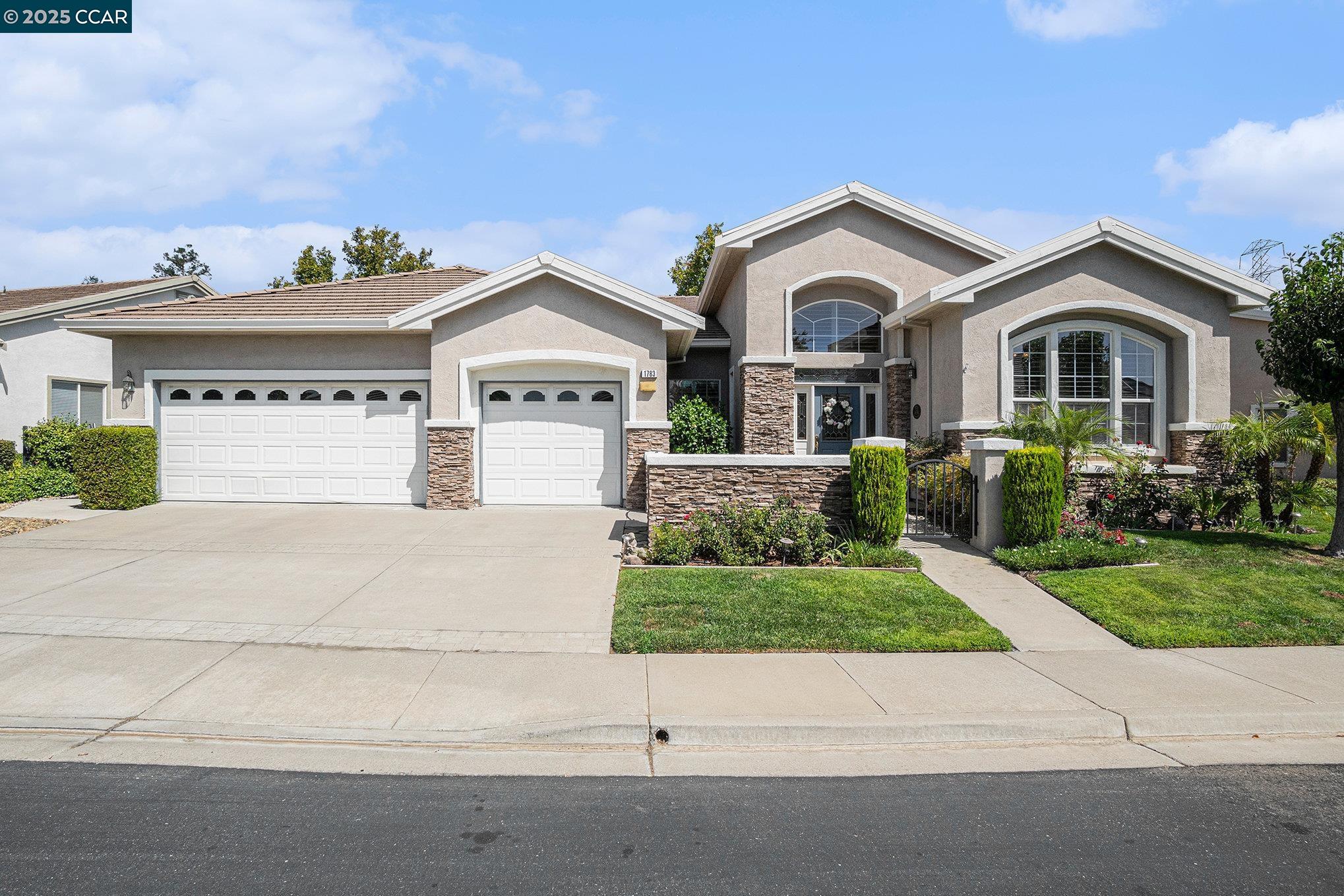 Detail Gallery Image 1 of 29 For 1783 Rubidoux Ter, Brentwood,  CA 94513 - 2 Beds | 2/1 Baths