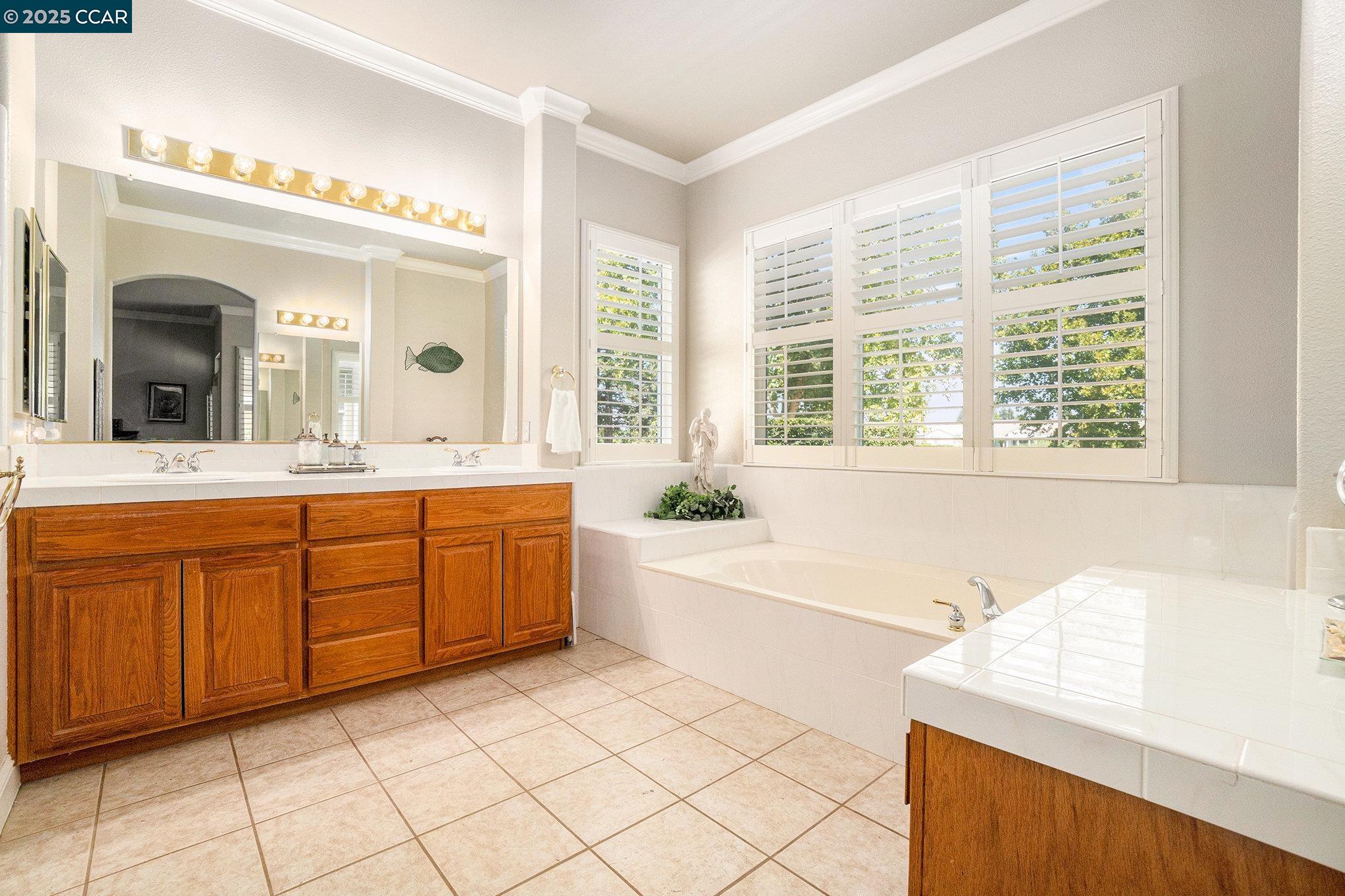 Detail Gallery Image 13 of 29 For 1783 Rubidoux Ter, Brentwood,  CA 94513 - 2 Beds | 2/1 Baths