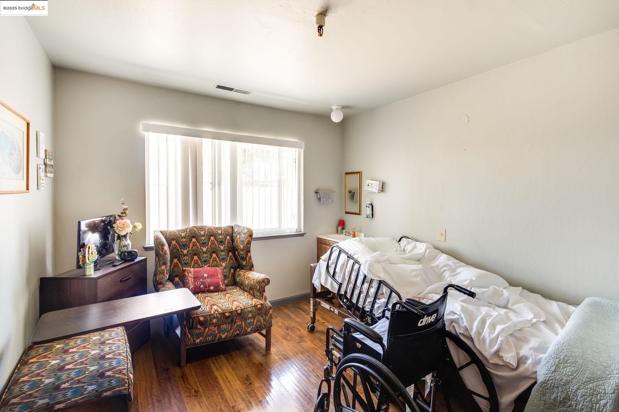 Detail Gallery Image 27 of 50 For 18905 Standish Ave, Hayward,  CA 94541 - – Beds | – Baths