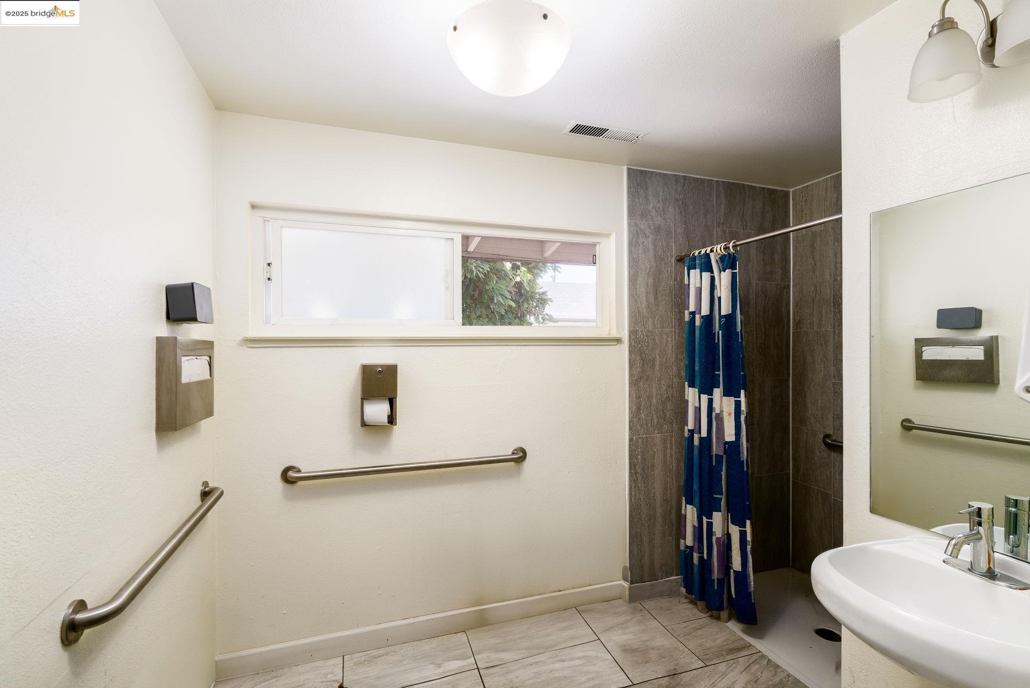 Detail Gallery Image 30 of 50 For 18905 Standish Ave, Hayward,  CA 94541 - – Beds | – Baths