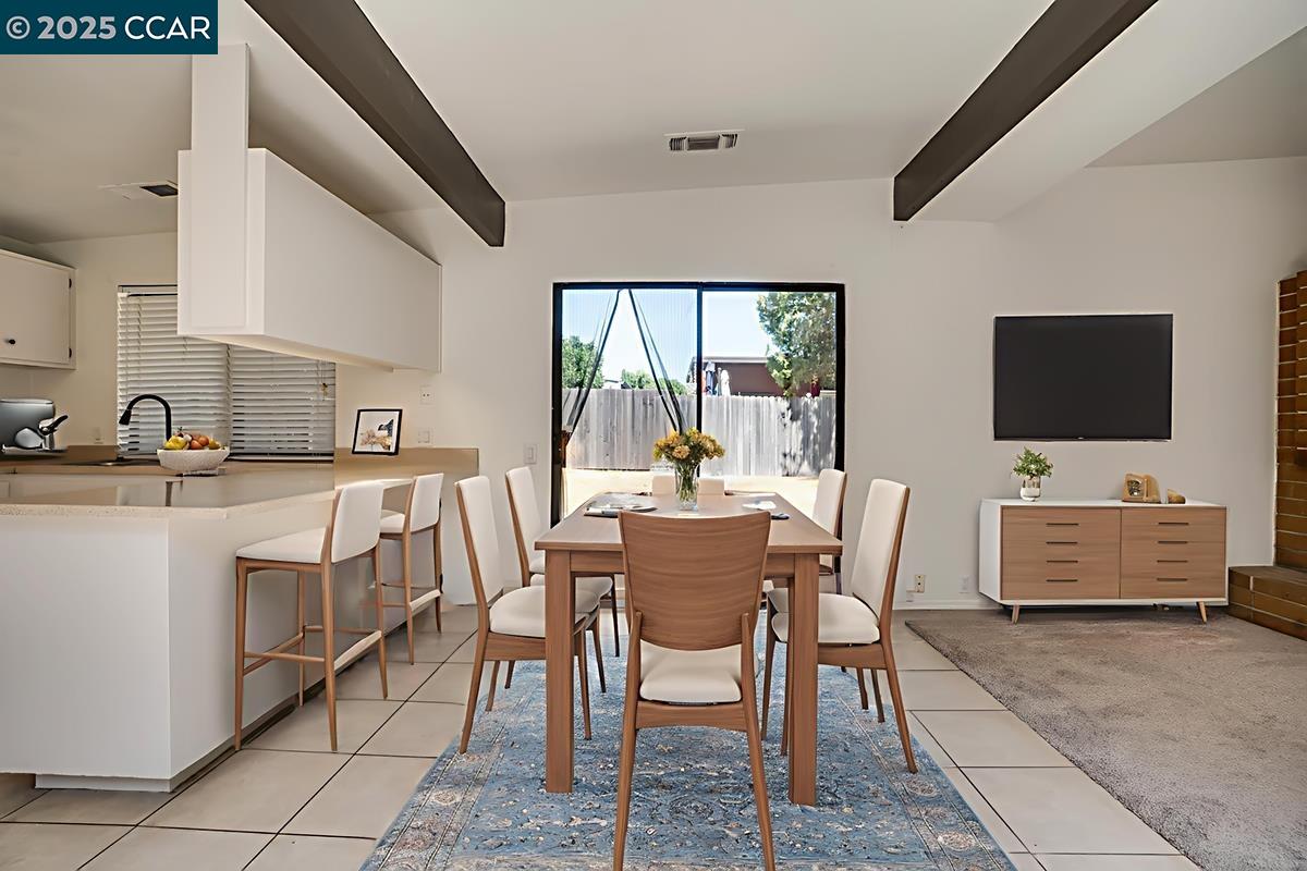 Detail Gallery Image 5 of 39 For 50 Chief #50 CHIEF CT,  Sacramento,  CA 95833 - 3 Beds | 2 Baths