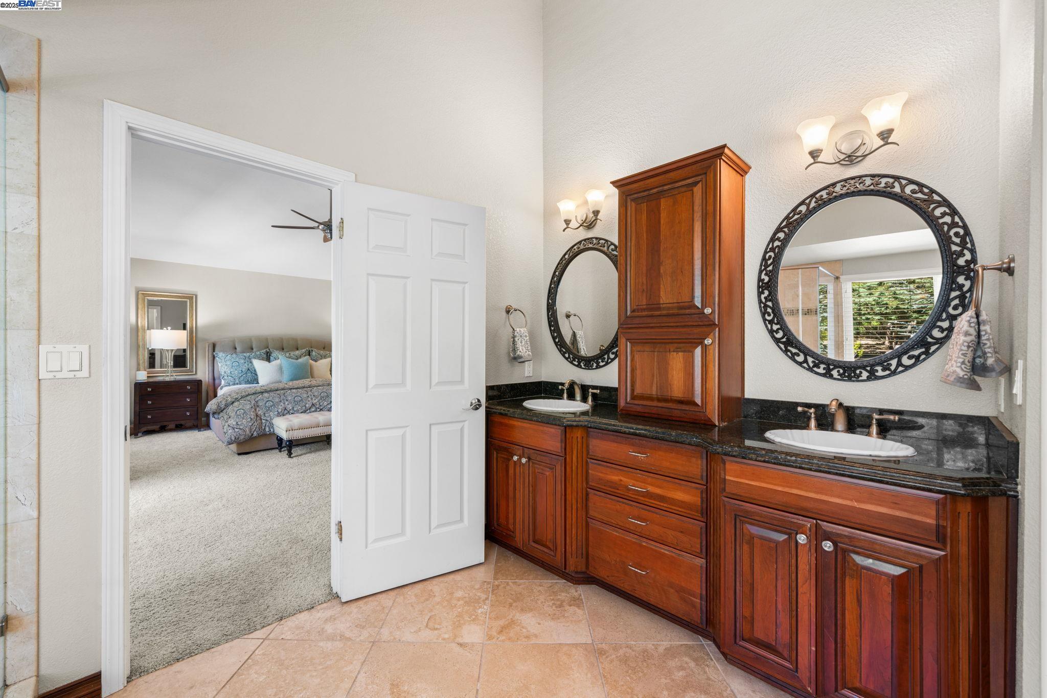Detail Gallery Image 29 of 56 For 639 Canyon Crest Rd East, San Ramon,  CA 94582 - 4 Beds | 3 Baths