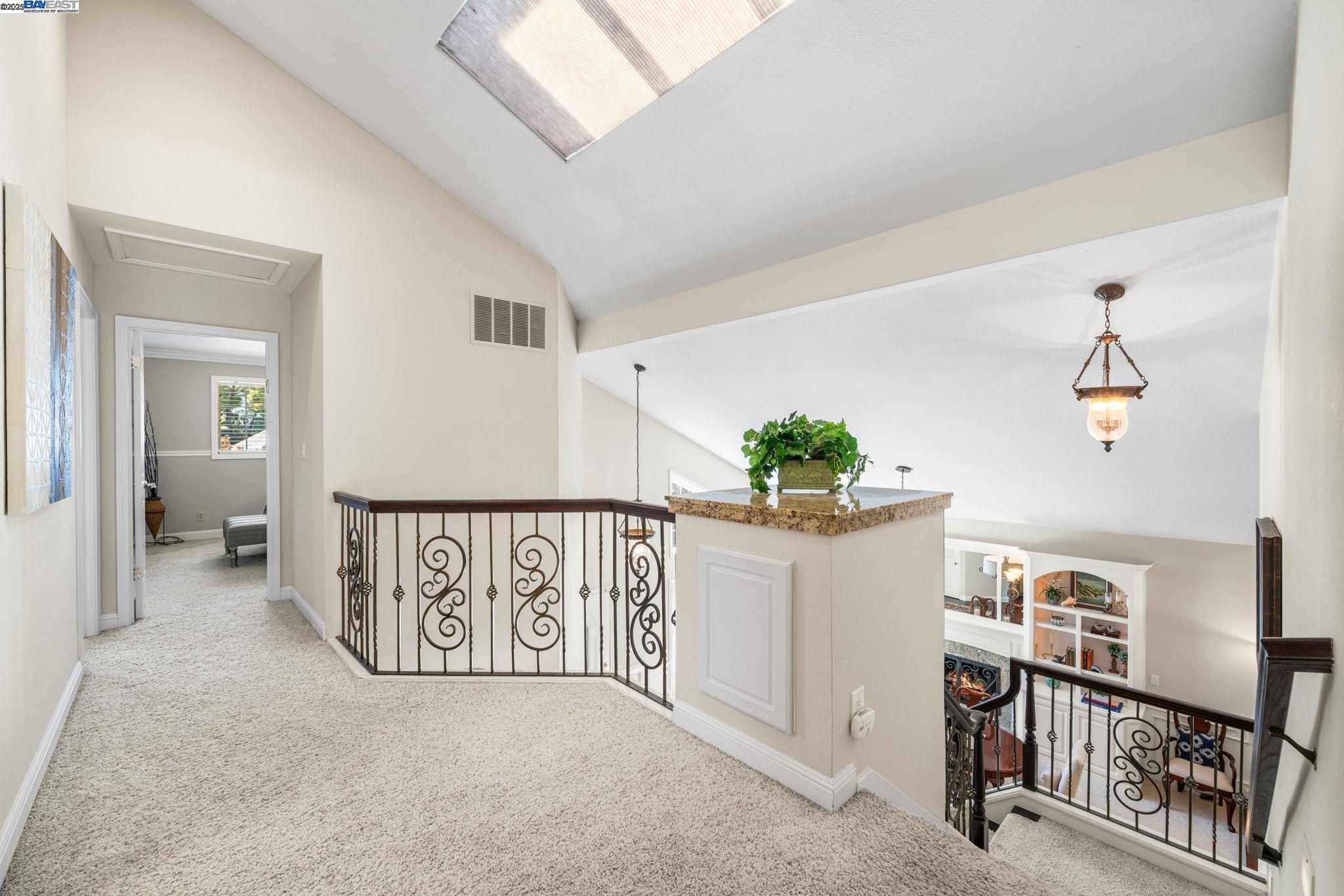 Detail Gallery Image 30 of 56 For 639 Canyon Crest Rd East, San Ramon,  CA 94582 - 4 Beds | 3 Baths