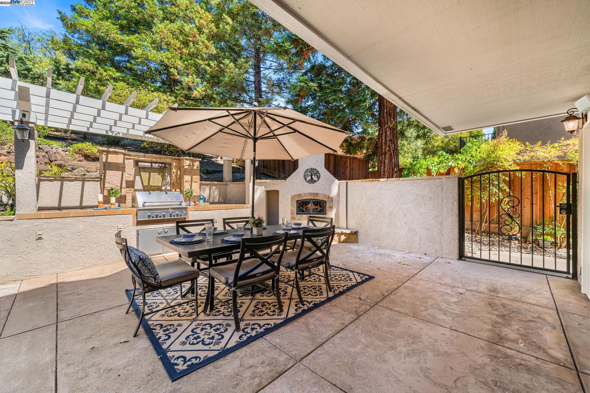 Detail Gallery Image 40 of 56 For 639 Canyon Crest Rd East, San Ramon,  CA 94582 - 4 Beds | 3 Baths
