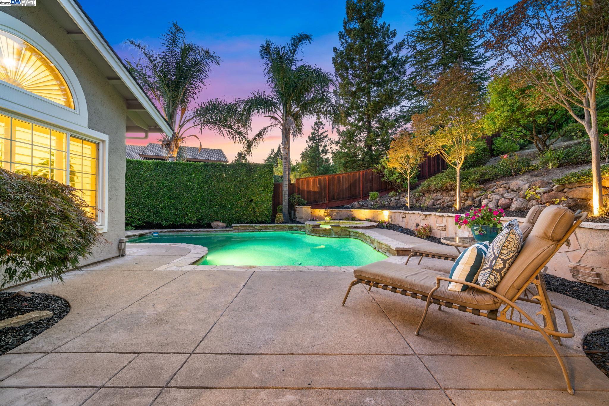 Detail Gallery Image 52 of 56 For 639 Canyon Crest Rd East, San Ramon,  CA 94582 - 4 Beds | 3 Baths