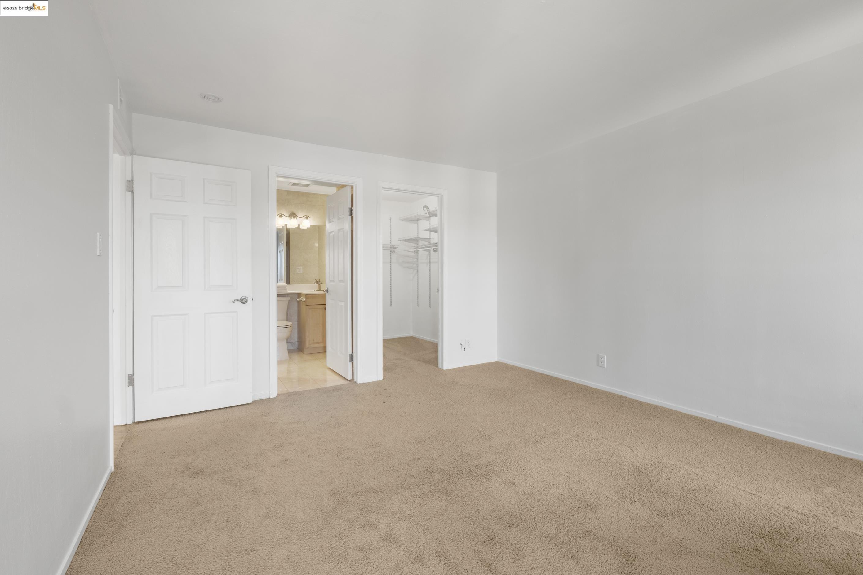 Photo #15: 41109322 Listing: Photo #15