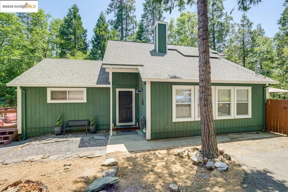 Detail Gallery Image 2 of 31 For 22894 Fuller, Twain Harte,  CA 95383 - 4 Beds | 3 Baths
