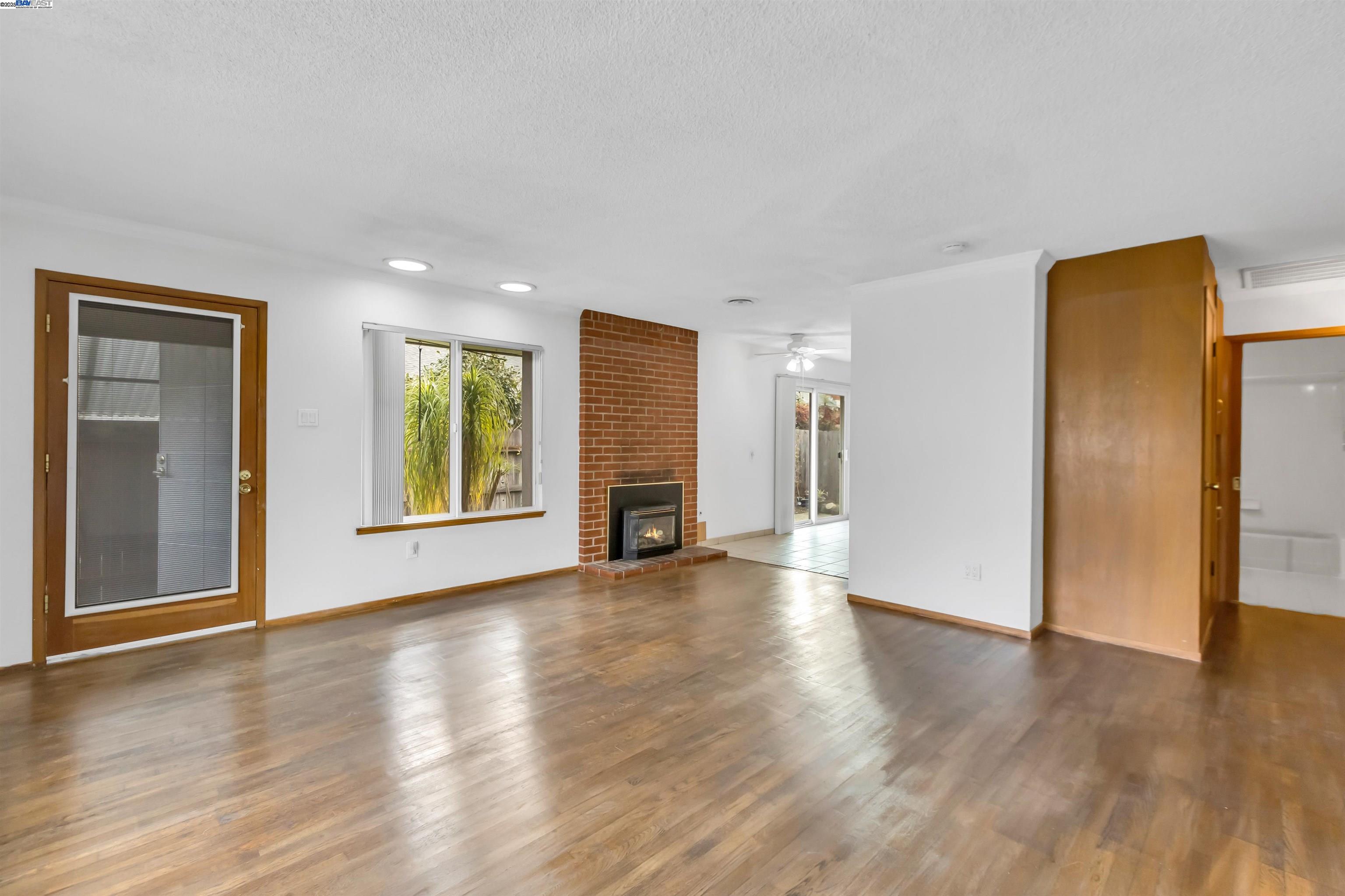 Detail Gallery Image 11 of 59 For 3546 Cody Way, Sacramento,  CA 95864 - – Beds | – Baths