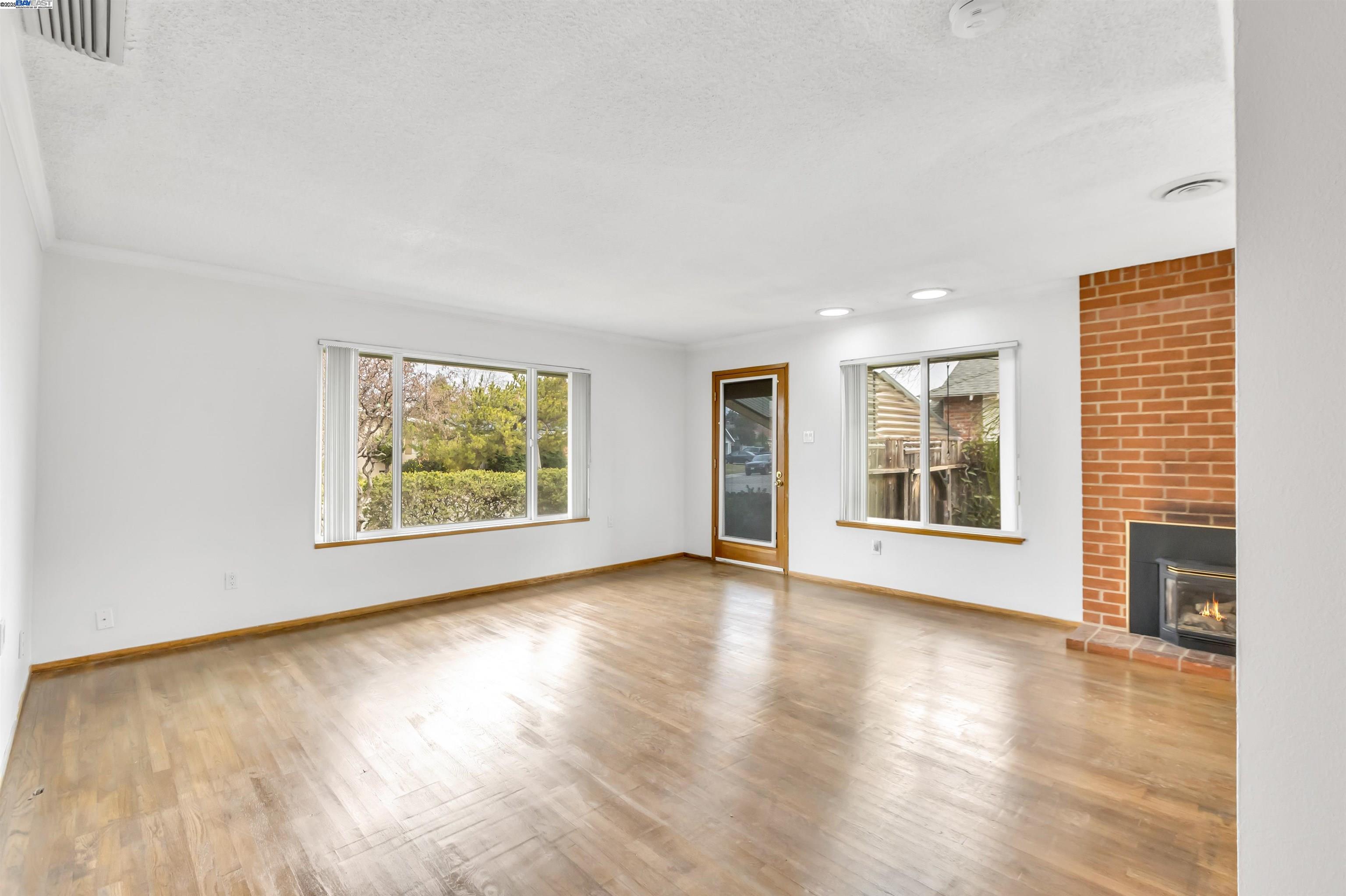 Detail Gallery Image 12 of 59 For 3546 Cody Way, Sacramento,  CA 95864 - – Beds | – Baths