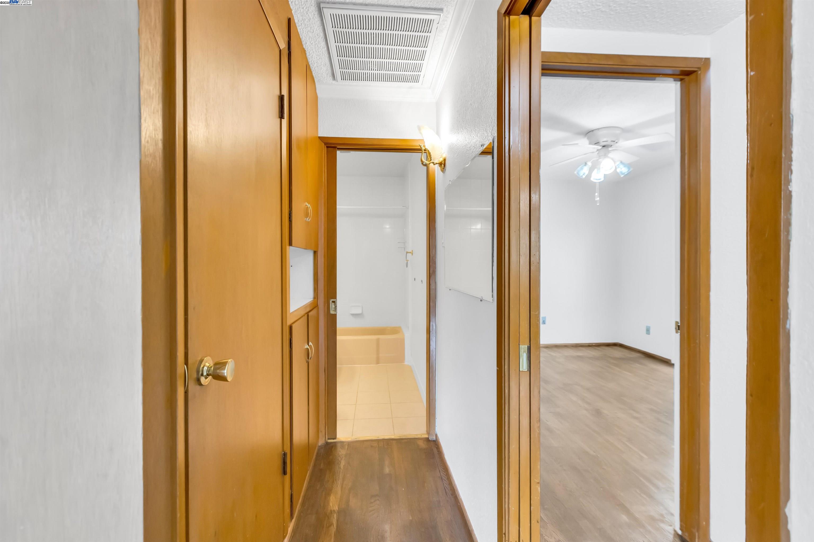 Detail Gallery Image 19 of 59 For 3546 Cody Way, Sacramento,  CA 95864 - – Beds | – Baths