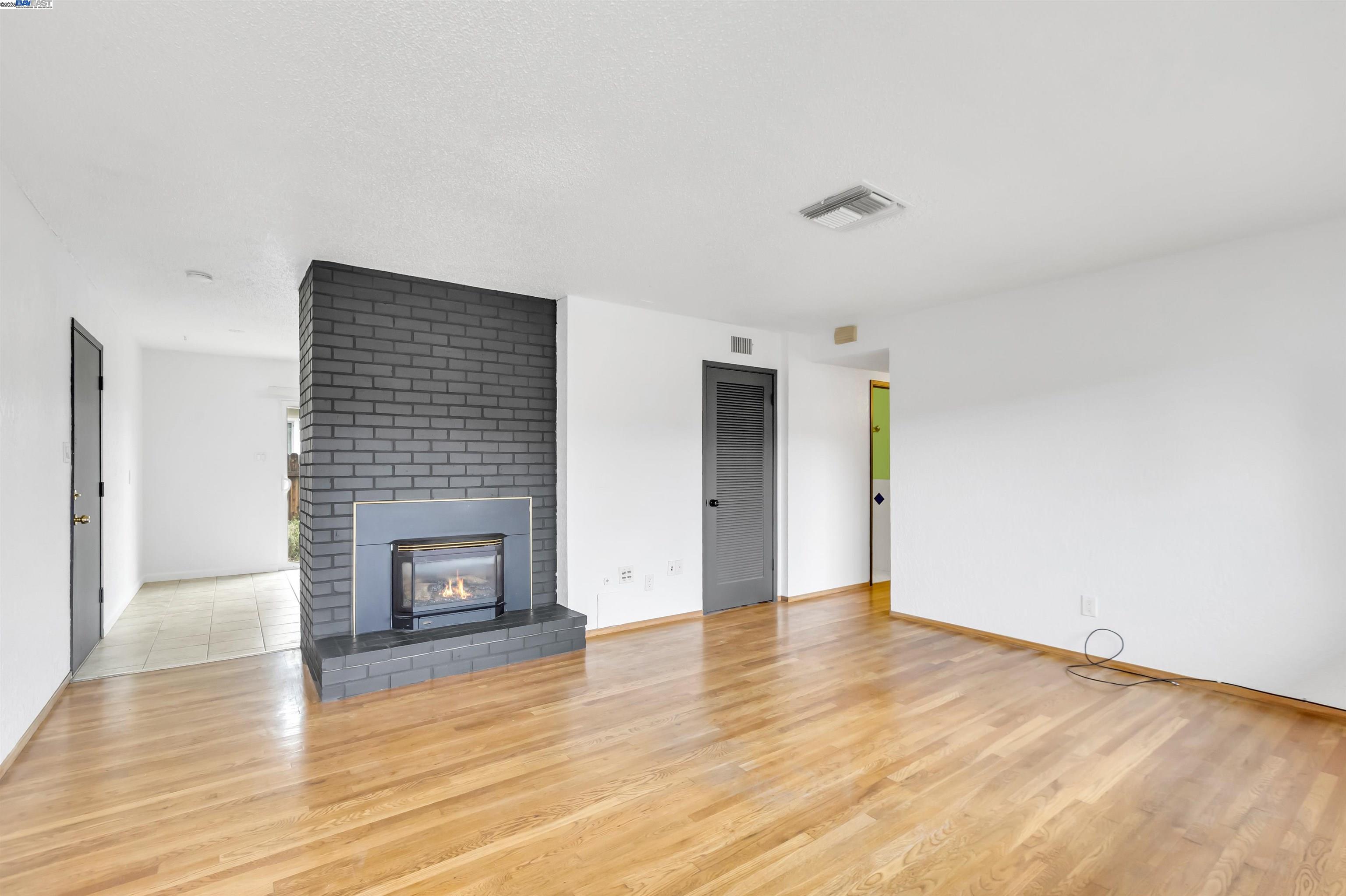 Detail Gallery Image 33 of 59 For 3546 Cody Way, Sacramento,  CA 95864 - – Beds | – Baths