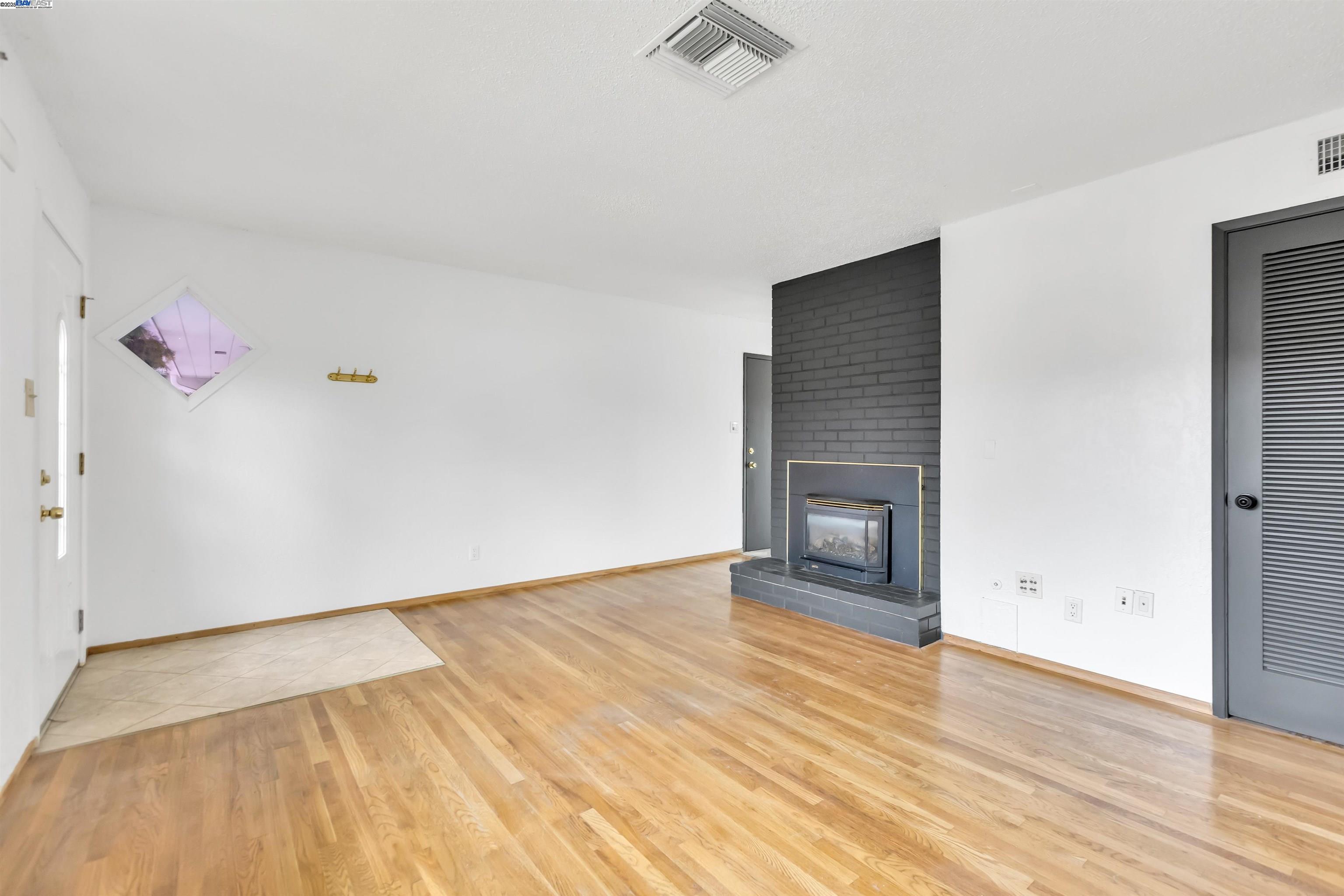 Detail Gallery Image 34 of 59 For 3546 Cody Way, Sacramento,  CA 95864 - – Beds | – Baths
