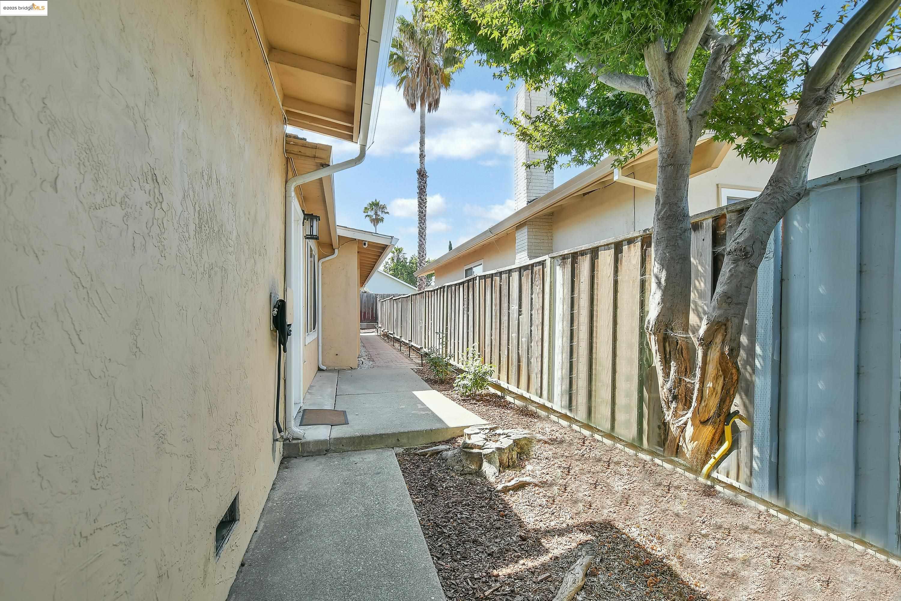 Detail Gallery Image 13 of 33 For 185 Evening Star Ct, Milpitas,  CA 95035 - 3 Beds | 2 Baths