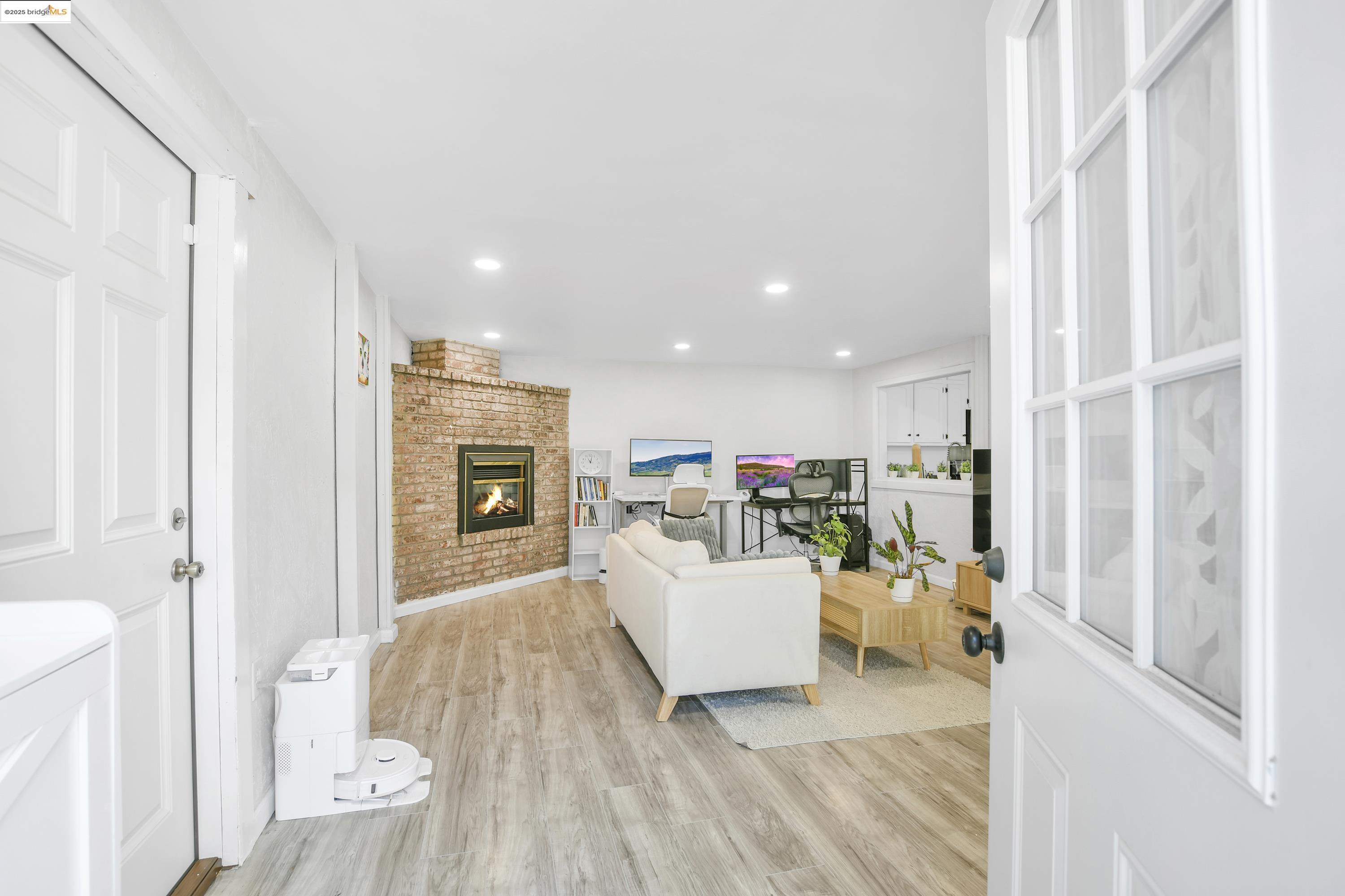 Detail Gallery Image 16 of 33 For 185 Evening Star Ct, Milpitas,  CA 95035 - 3 Beds | 2 Baths