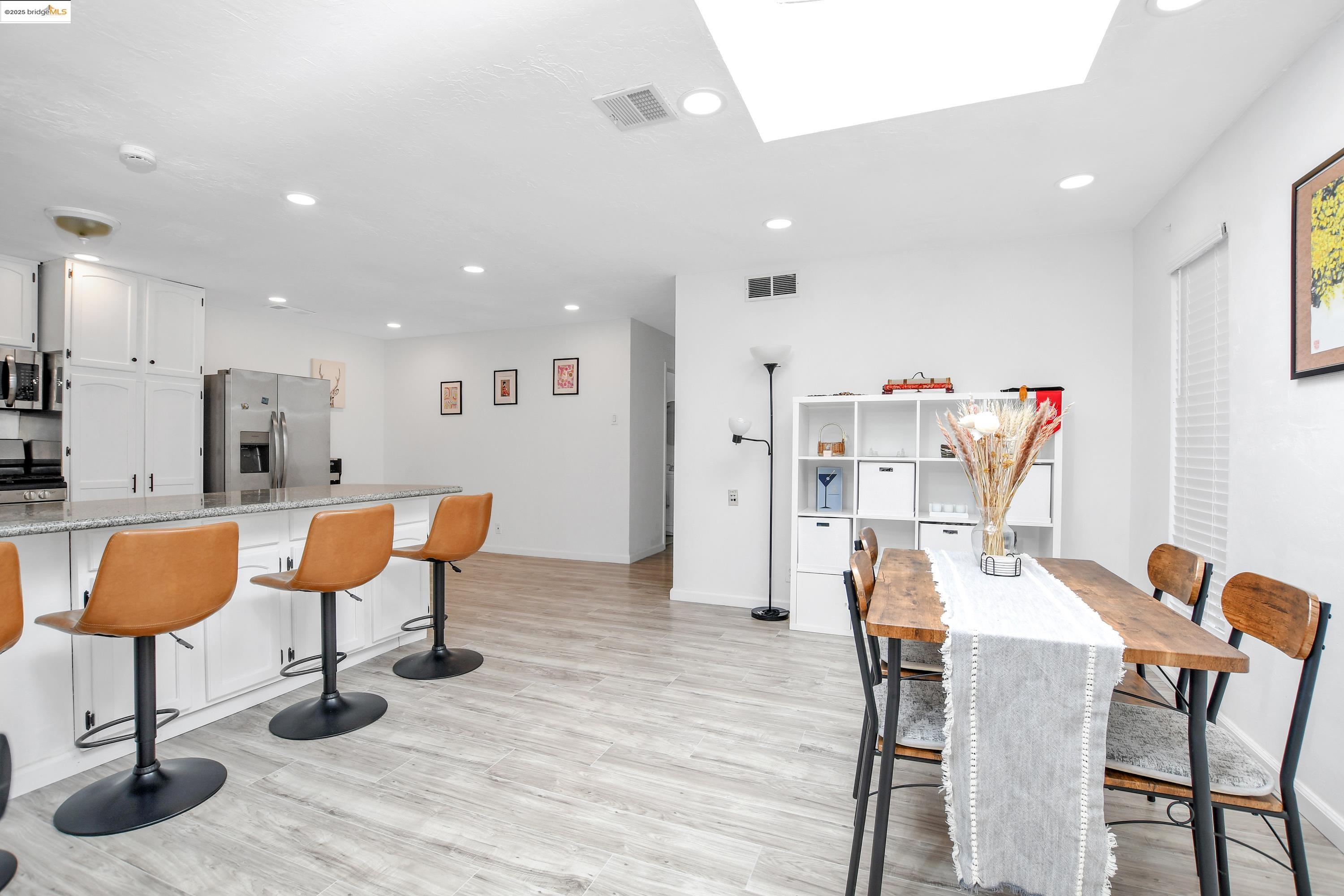 Detail Gallery Image 17 of 33 For 185 Evening Star Ct, Milpitas,  CA 95035 - 3 Beds | 2 Baths