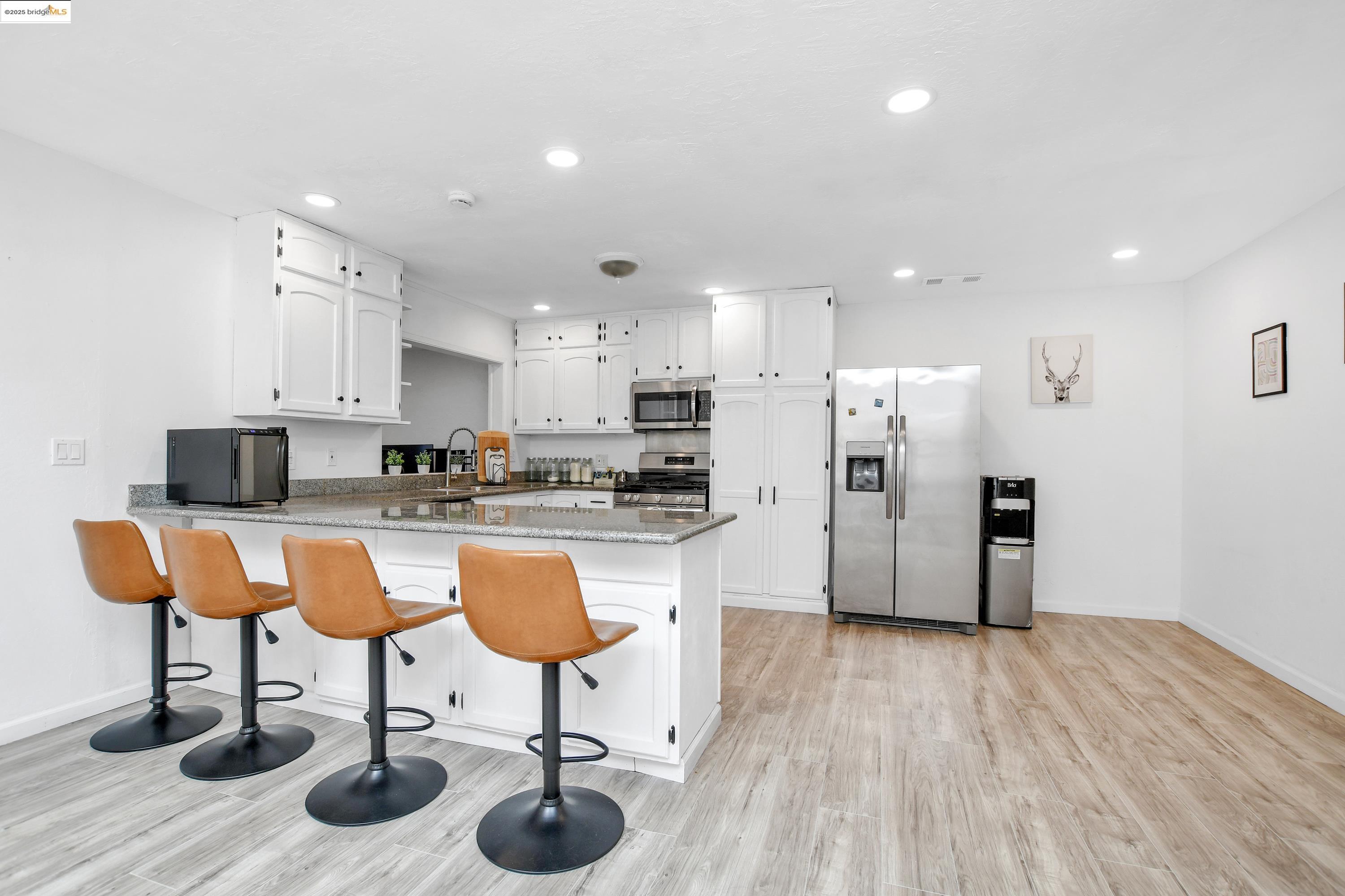 Detail Gallery Image 19 of 33 For 185 Evening Star Ct, Milpitas,  CA 95035 - 3 Beds | 2 Baths