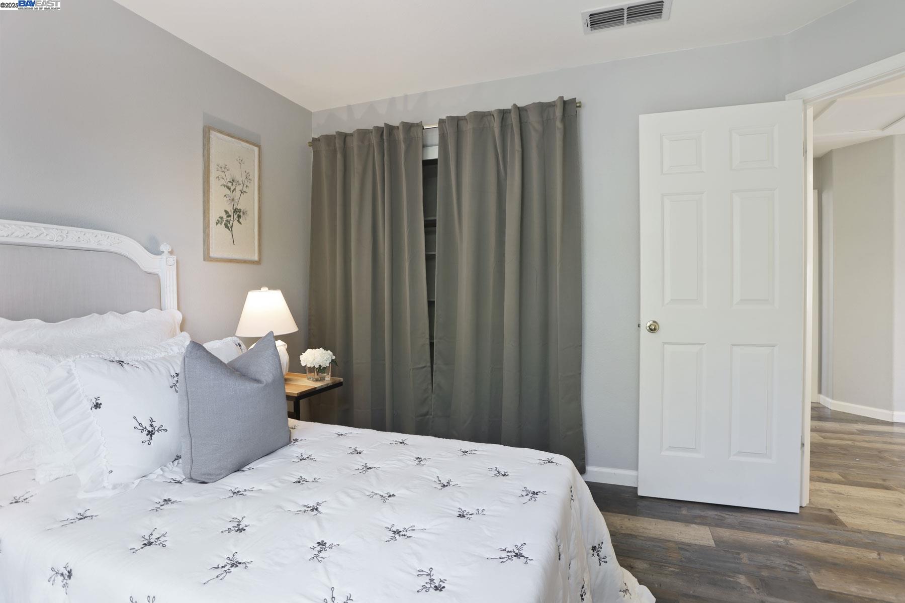 Detail Gallery Image 29 of 39 For 5244 Armani Ct, Pleasanton,  CA 94588 - 3 Beds | 2/1 Baths