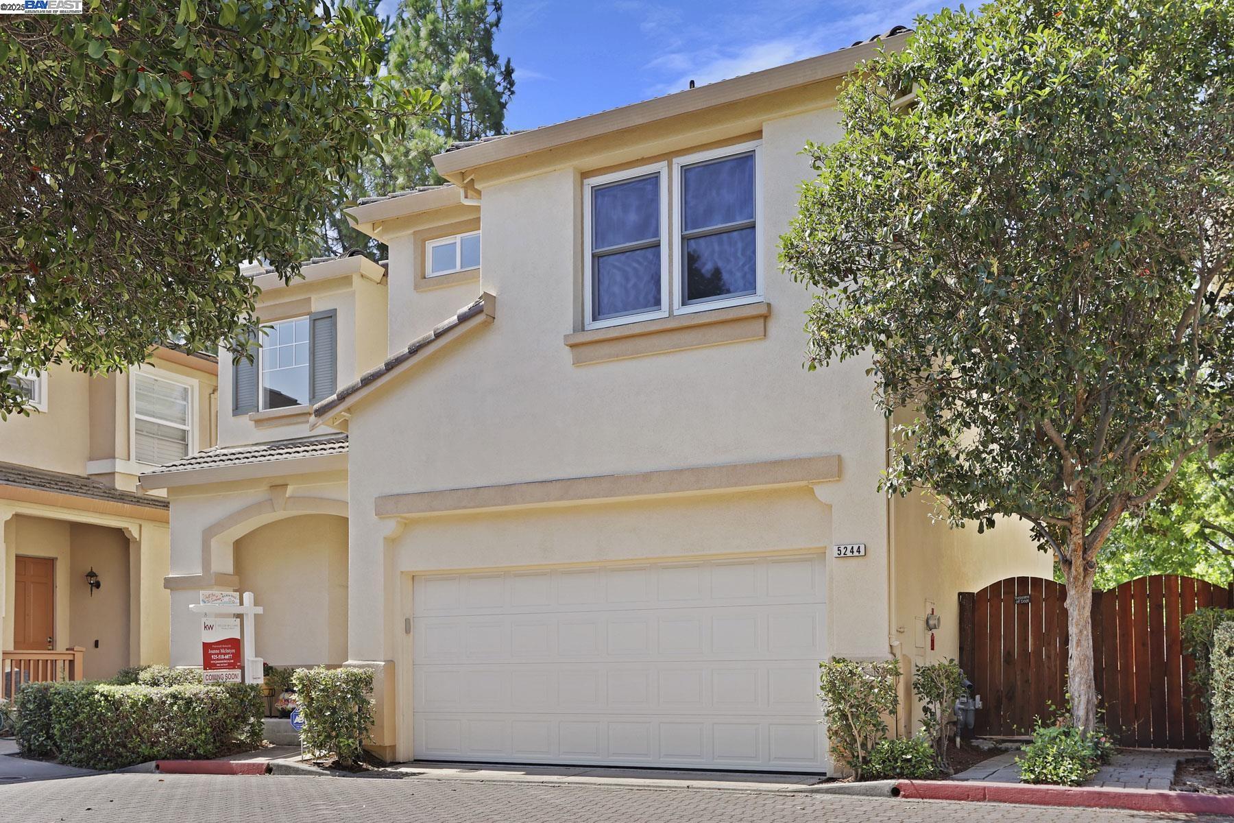 Detail Gallery Image 4 of 39 For 5244 Armani Ct, Pleasanton,  CA 94588 - 3 Beds | 2/1 Baths