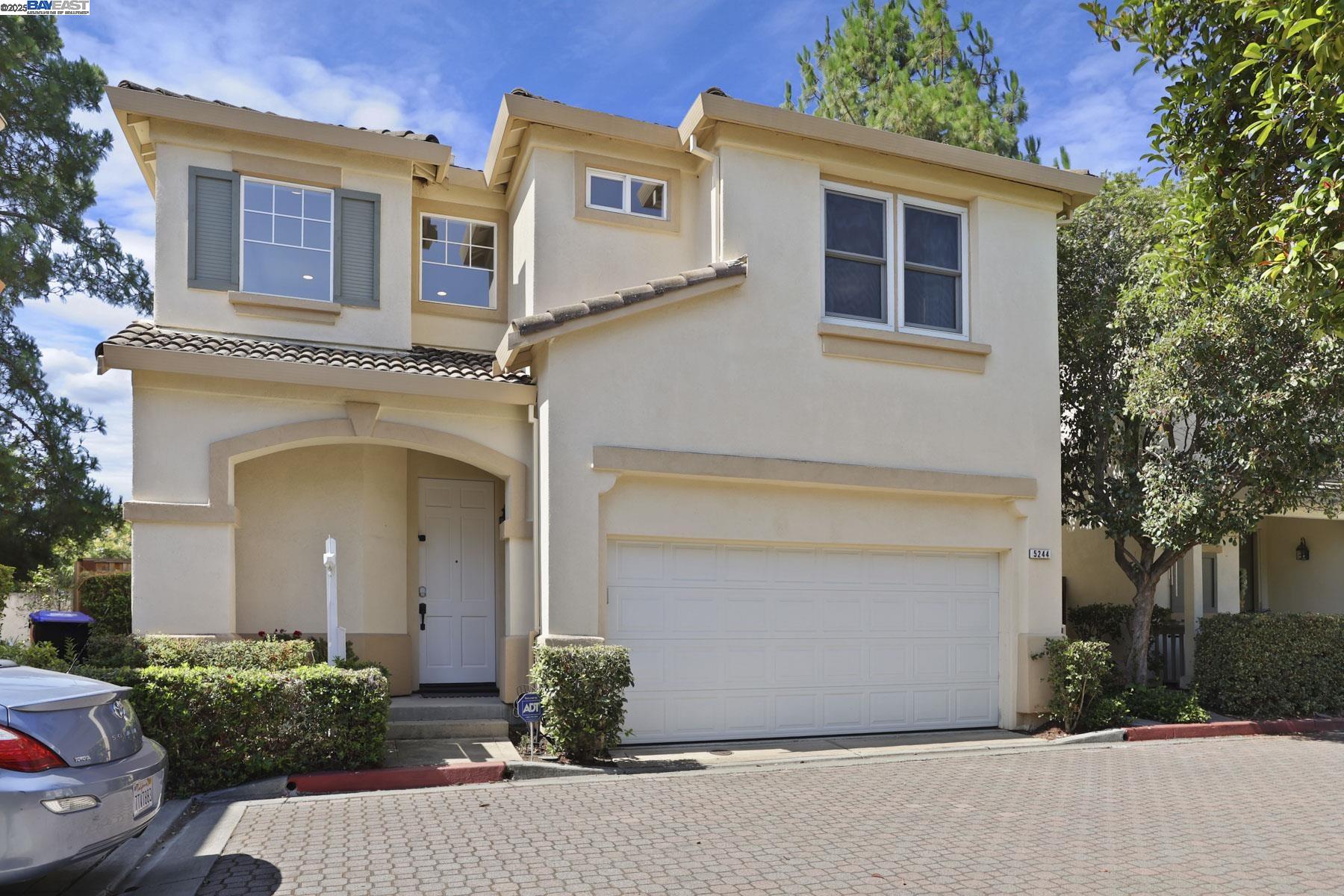 Detail Gallery Image 6 of 39 For 5244 Armani Ct, Pleasanton,  CA 94588 - 3 Beds | 2/1 Baths