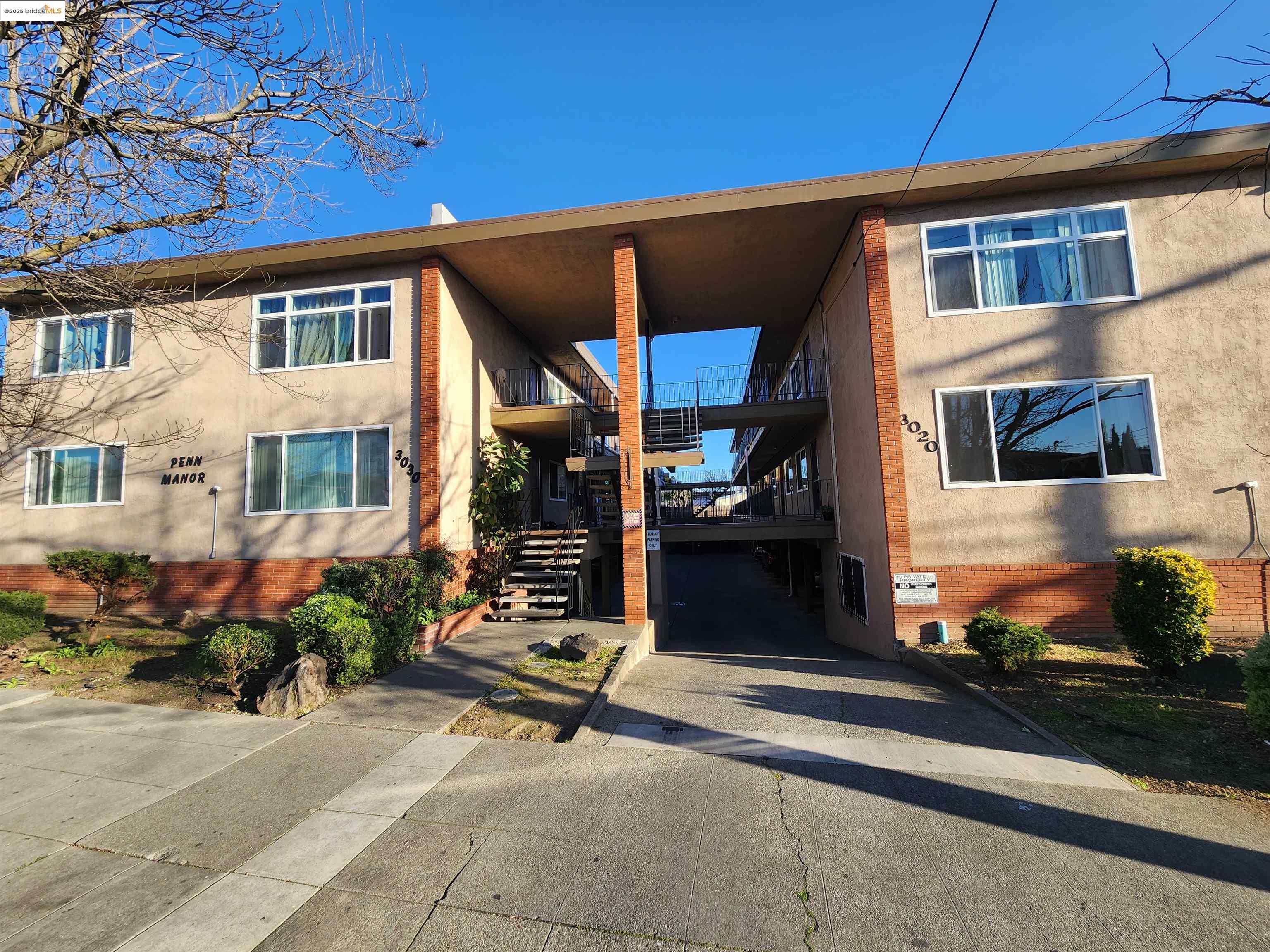 MLS: 41109330 Condo For Sale
