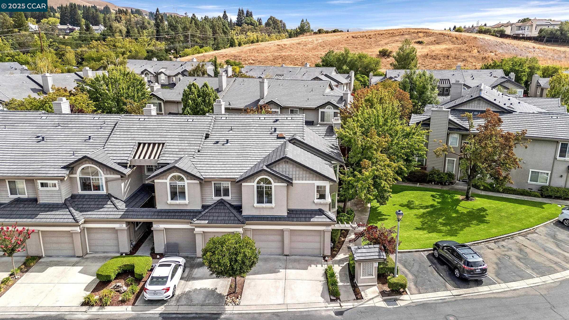 Detail Gallery Image 2 of 51 For 422 Sutton Cir, Danville,  CA 94506 - 4 Beds | 2/1 Baths