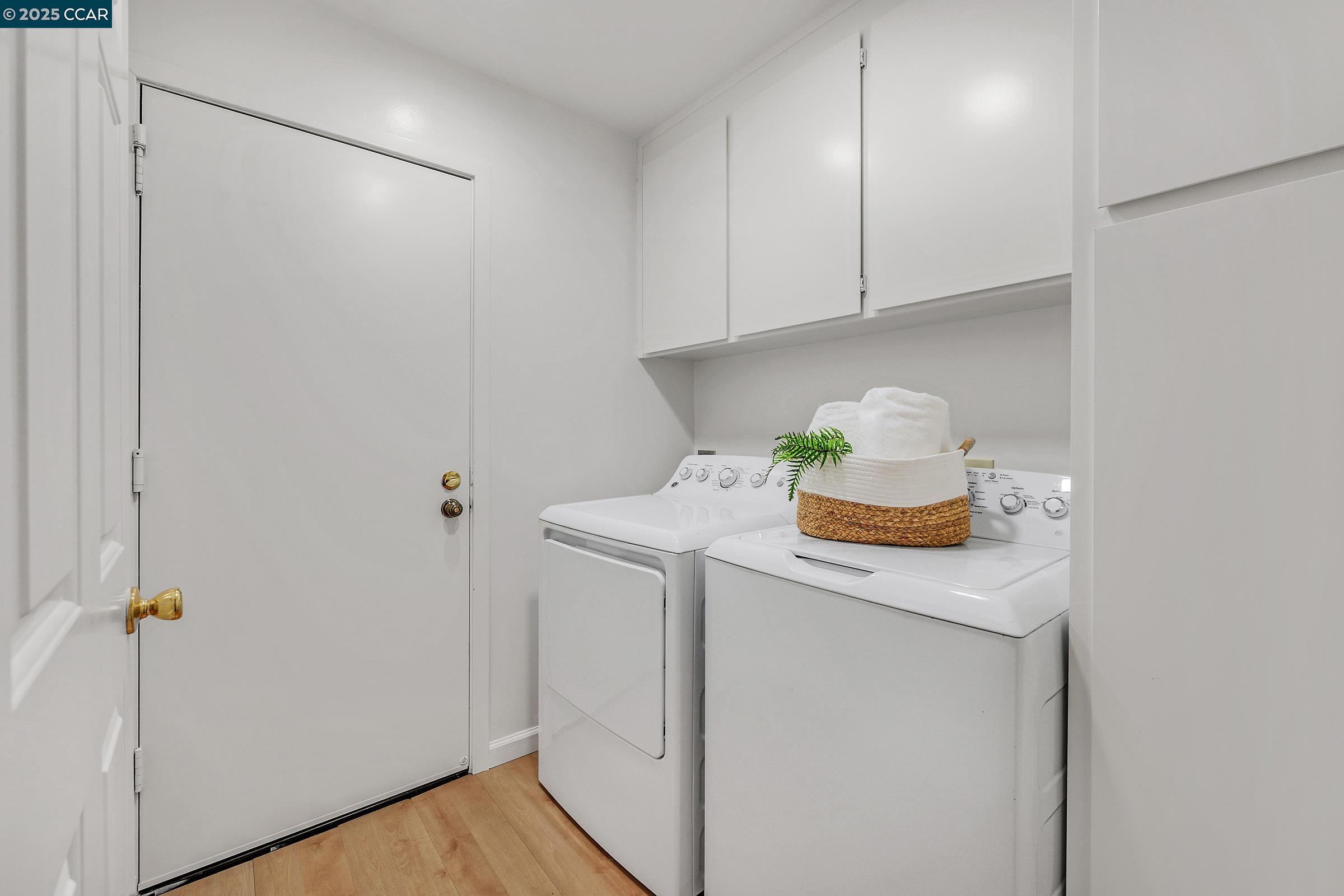 Detail Gallery Image 11 of 51 For 422 Sutton Cir, Danville,  CA 94506 - 4 Beds | 2/1 Baths