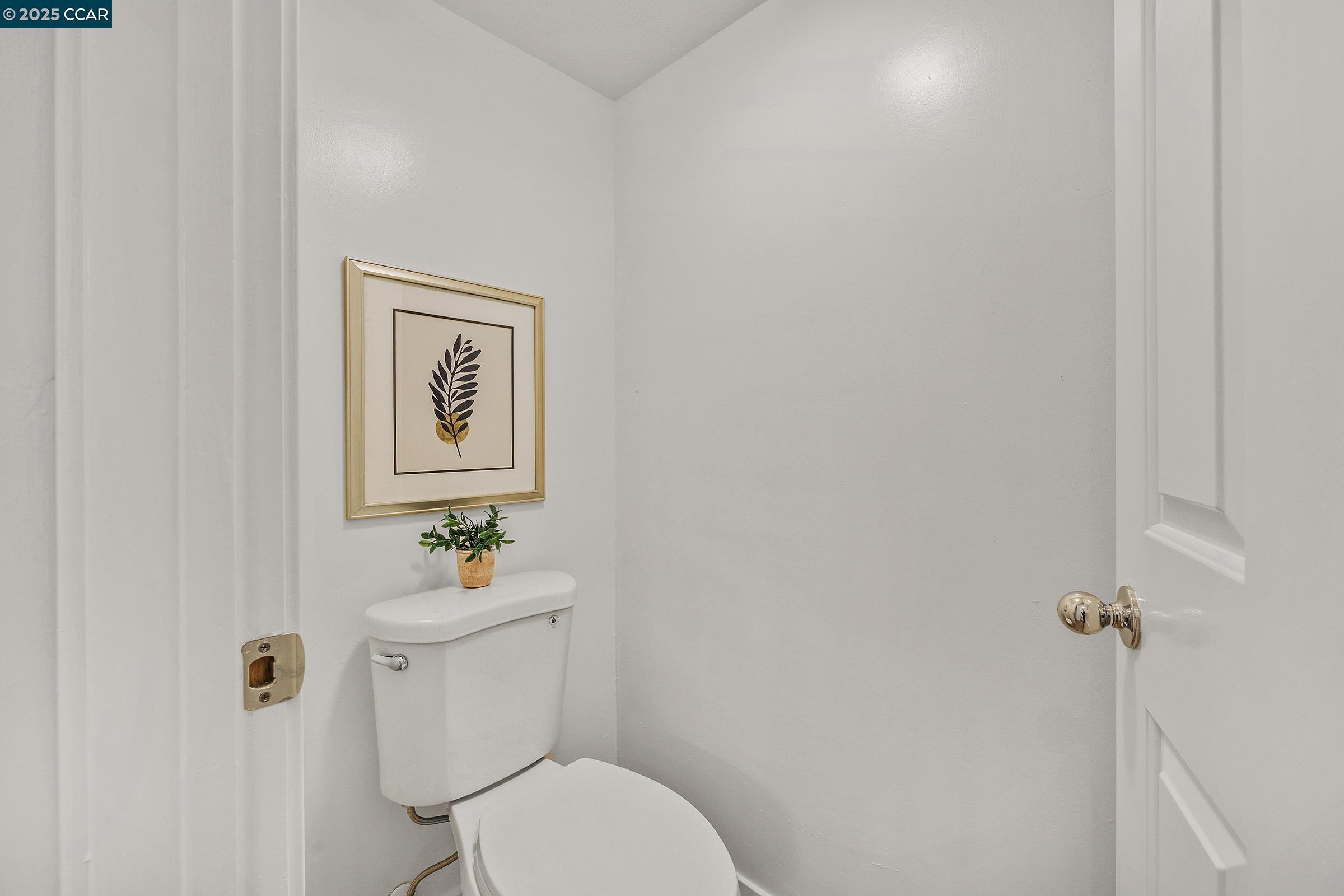 Detail Gallery Image 29 of 51 For 422 Sutton Cir, Danville,  CA 94506 - 4 Beds | 2/1 Baths